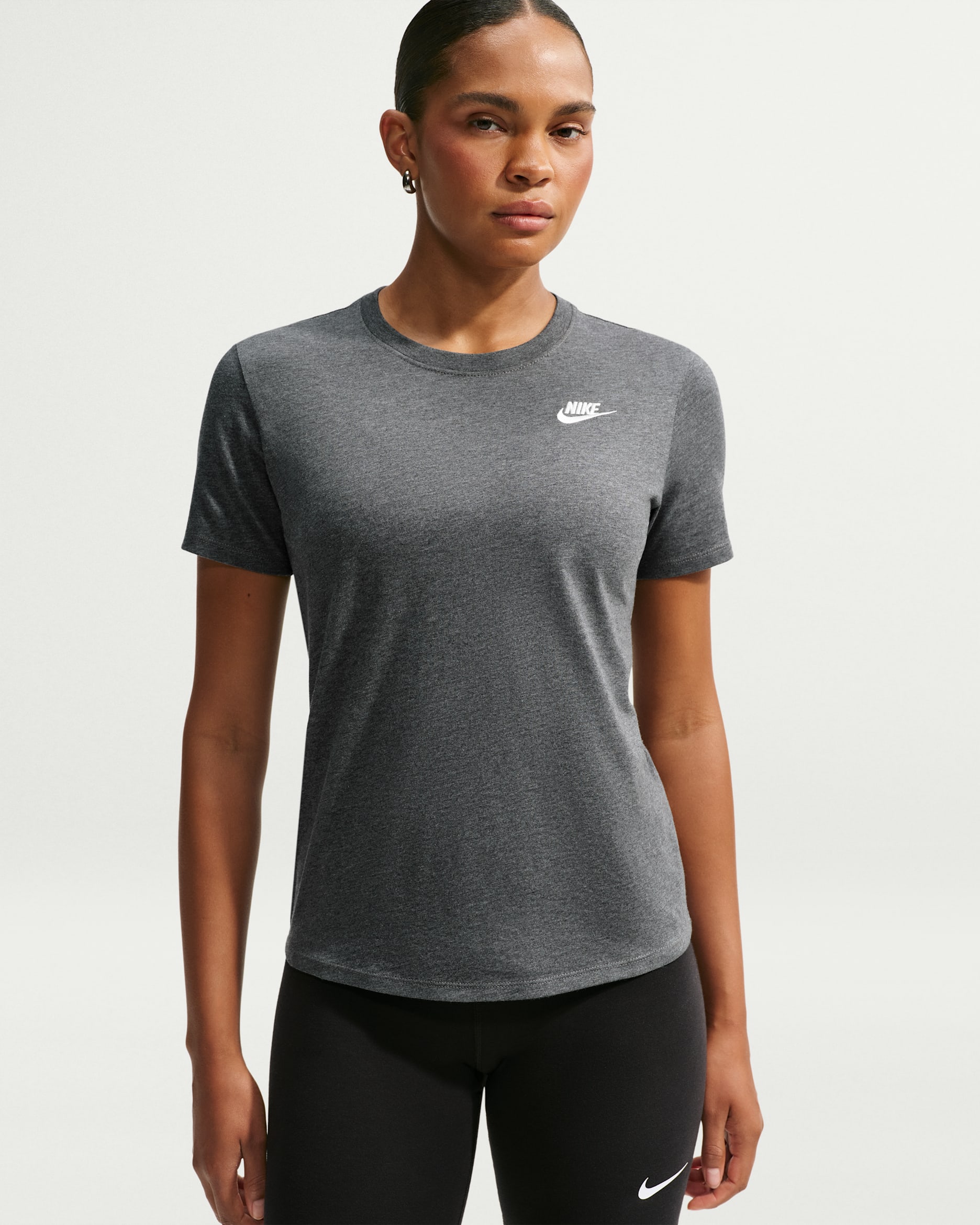 Nike Sportswear Club Essentials Women's T-Shirt - Charcoal Heather