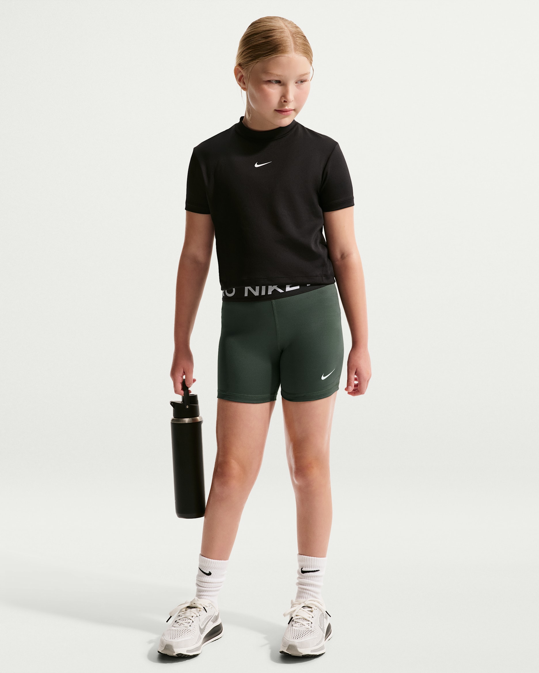 Nike Pro Girls' Shorts - Camo Green/White