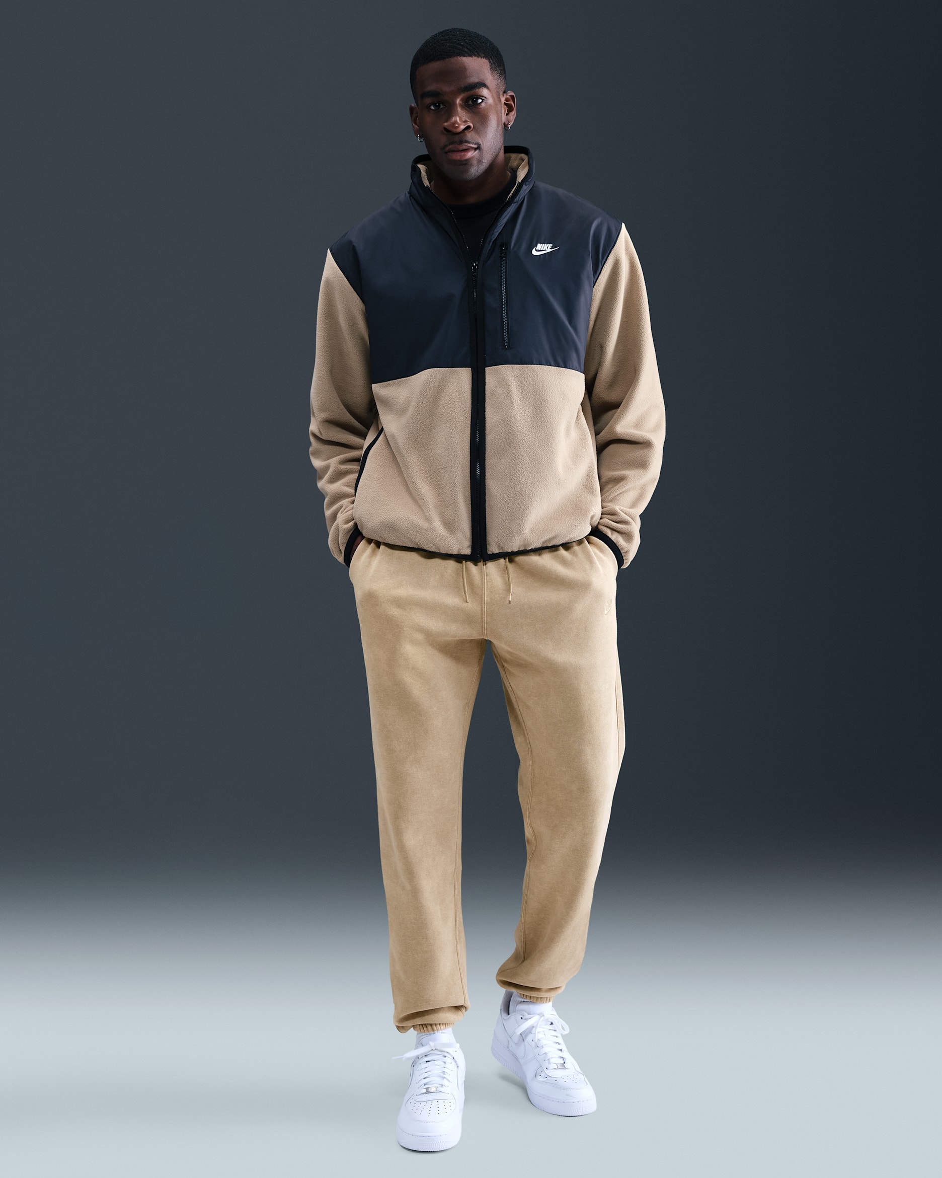 Pants de tejido Fleece con puño con efecto lavado para hombre Nike Sportswear Club - Beige paracaídas/Beige paracaídas