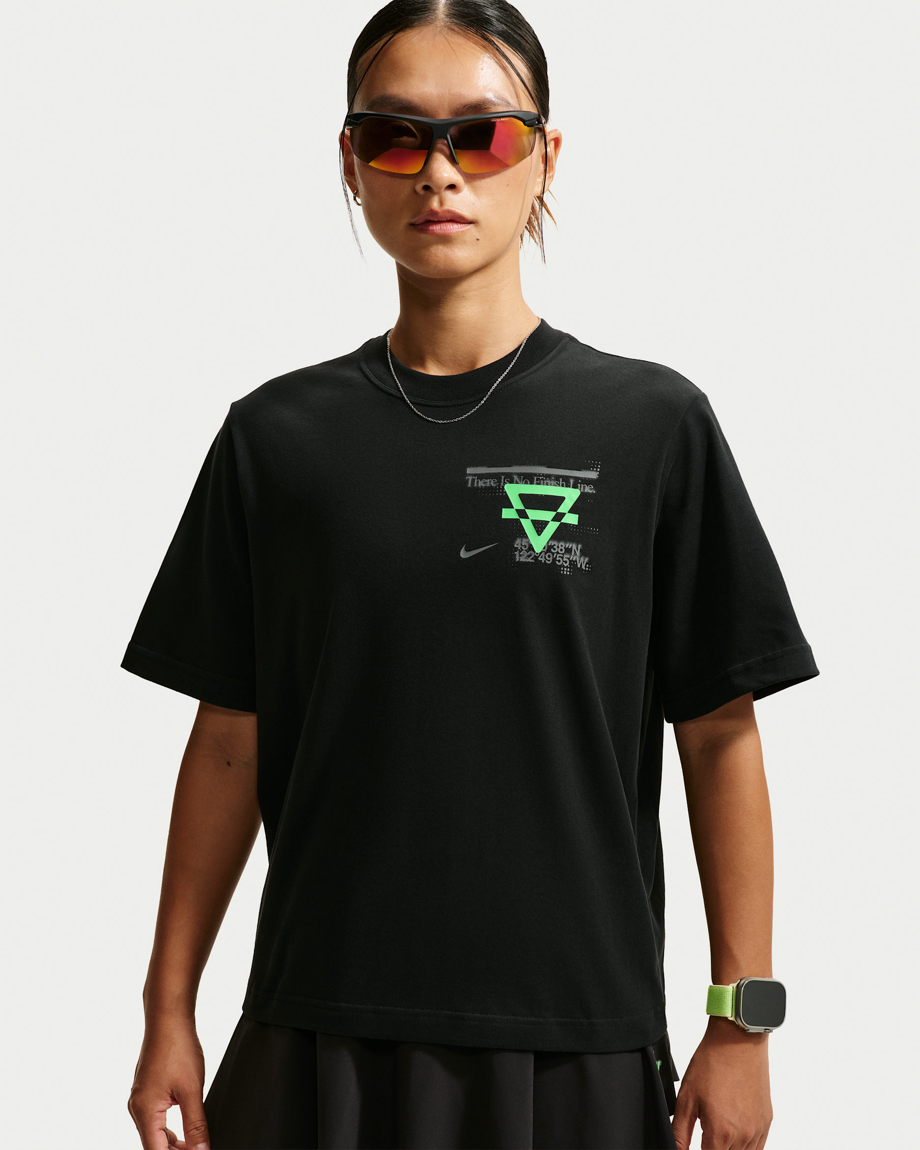 Nike Swift Women's Dri-FIT Running T-Shirt - Black/Illusion Green