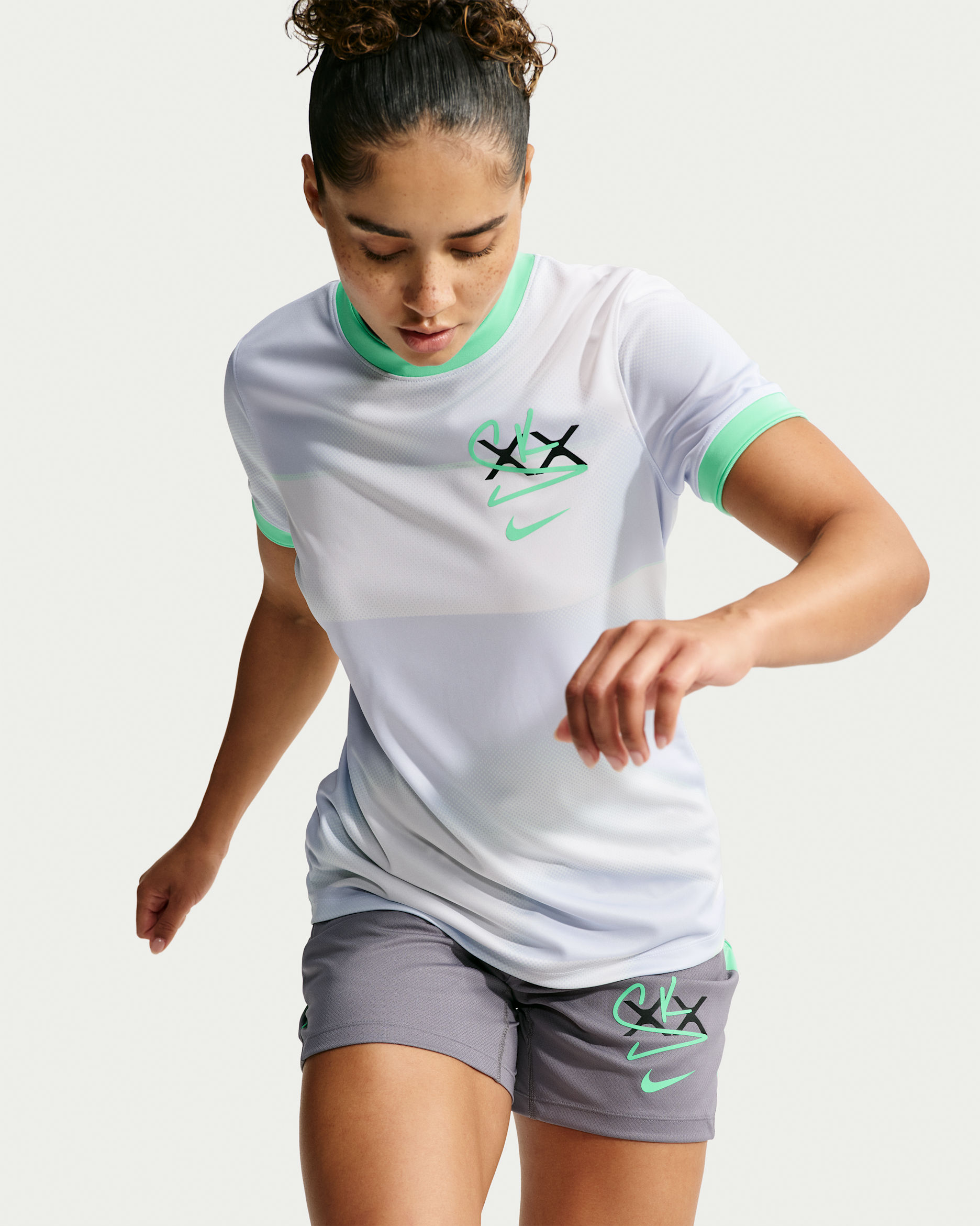 Sam Kerr Women's Dri-FIT Soccer Short-Sleeve Pre-Match Top - Summit White/Green Glow