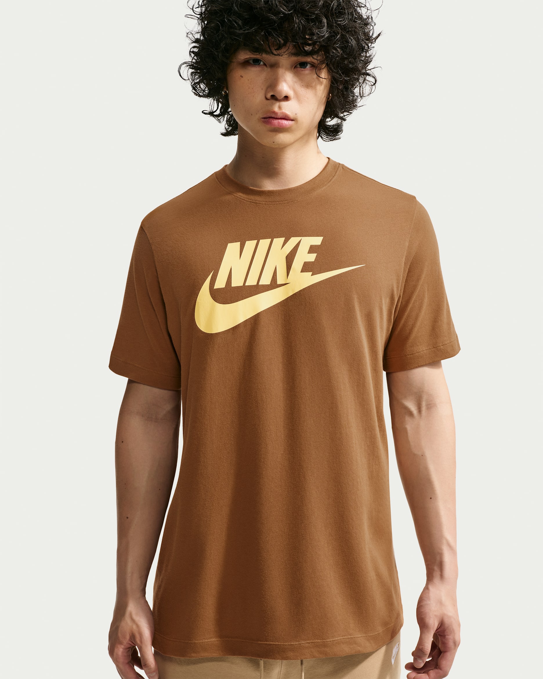 Nike Sportswear Men's T-Shirt - Ale Brown