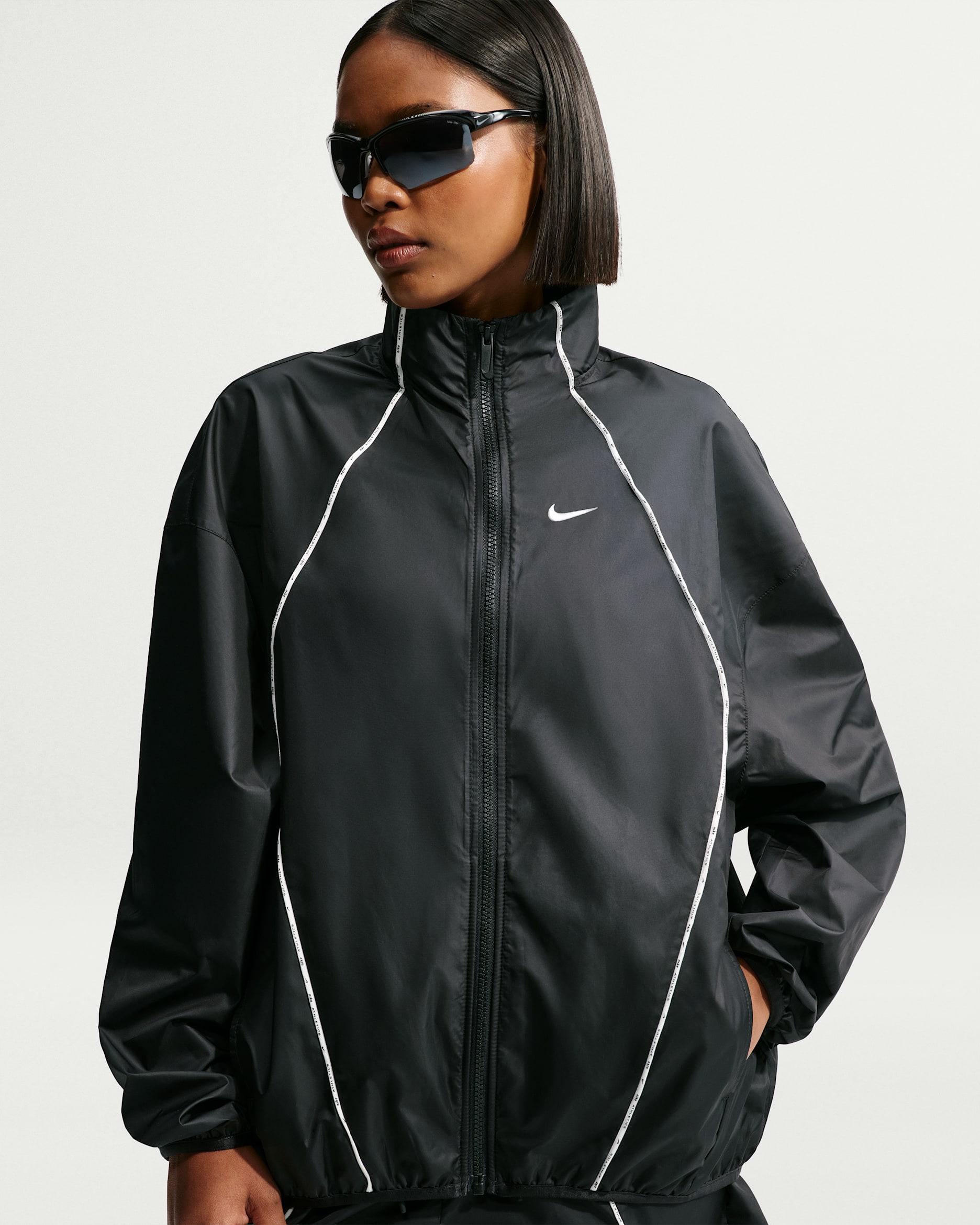Coupe-vent oversize déperlant Nike Sportswear pour femme - Noir/Sail/Sail