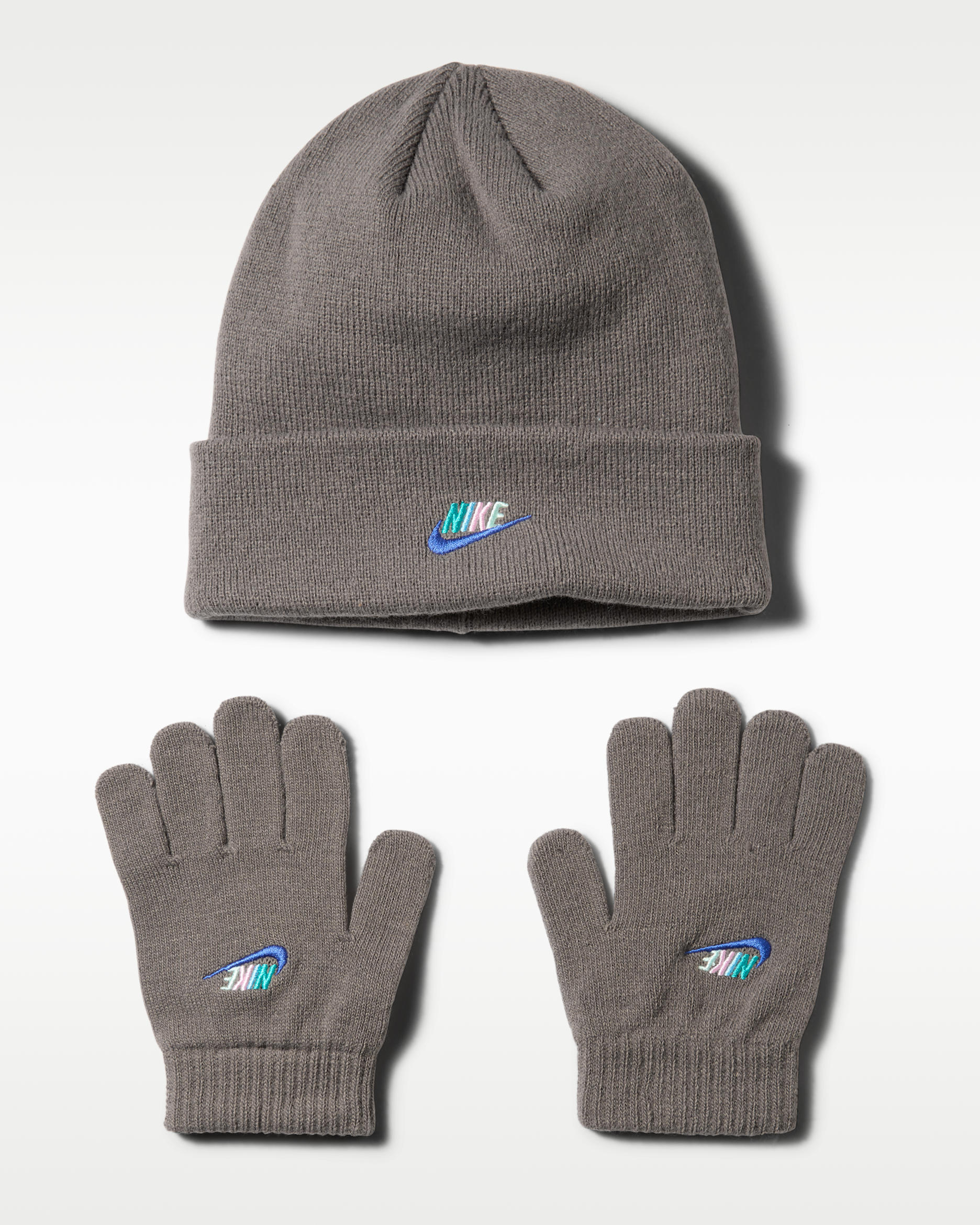 Conjunto de gorro y guantes Club para niños talla grande Nike - Cueva