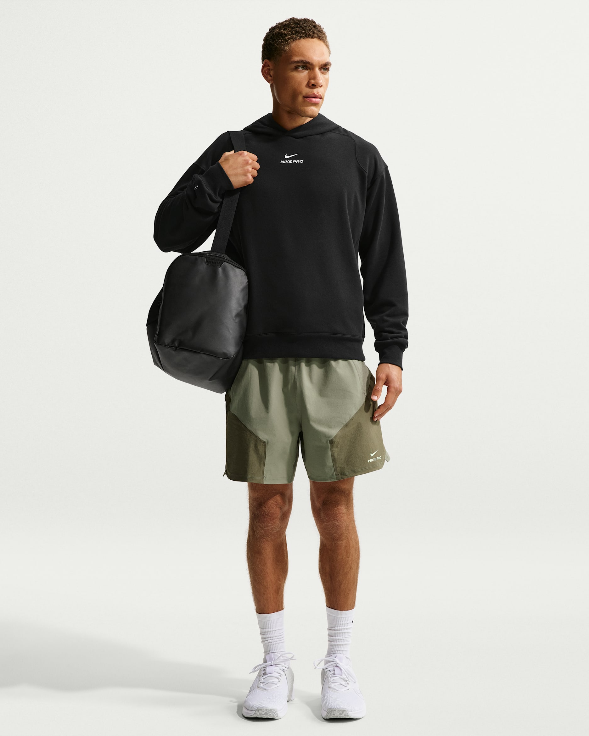 Shorts Dri-FIT ADV de 15 cm para hombre Nike Pro Training - Militar claro/Oliva medio/Lima líquida claro