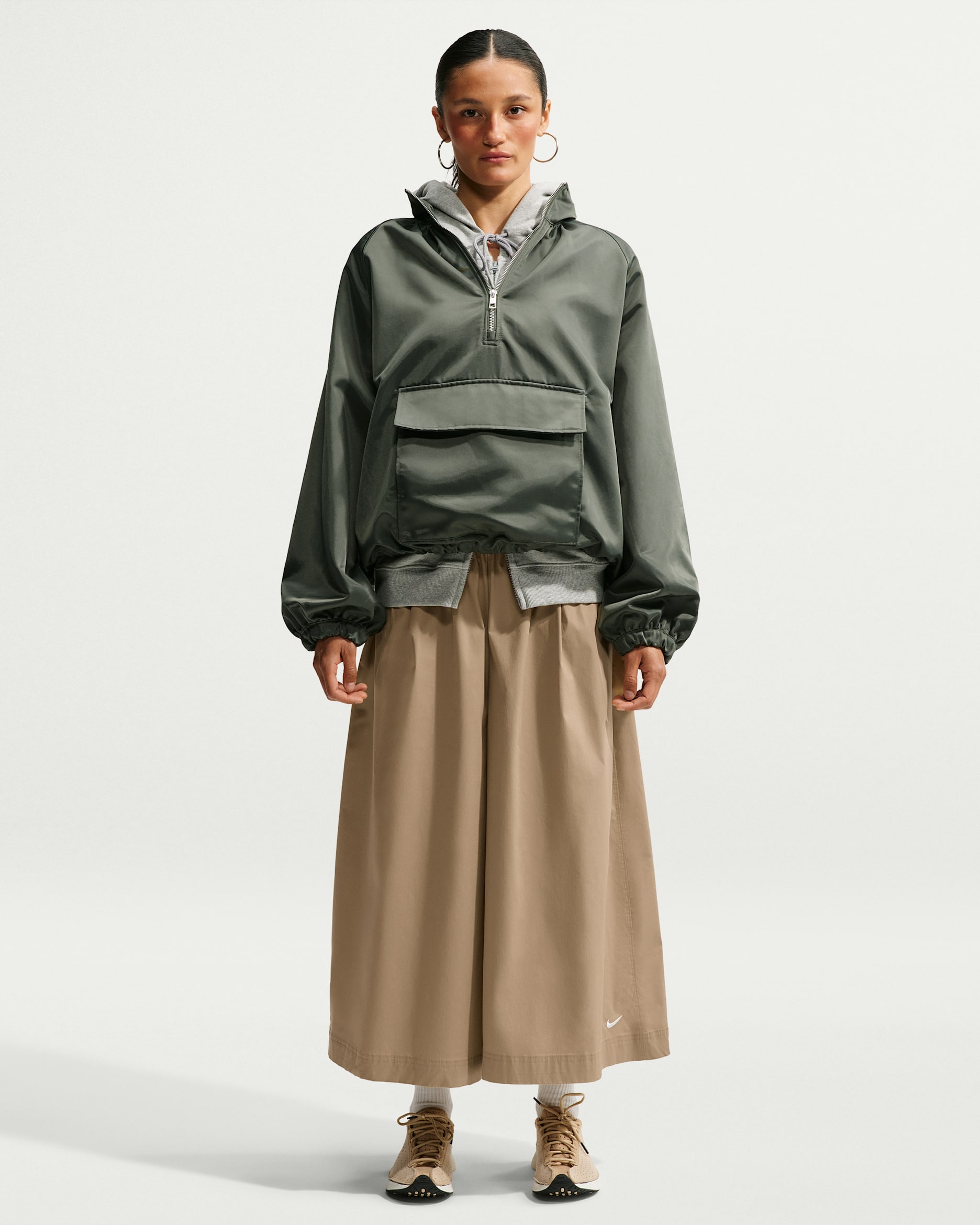 Nike Sportswear Women's Oversized Mid-Rise Poplin Culottes - Parachute Beige/White
