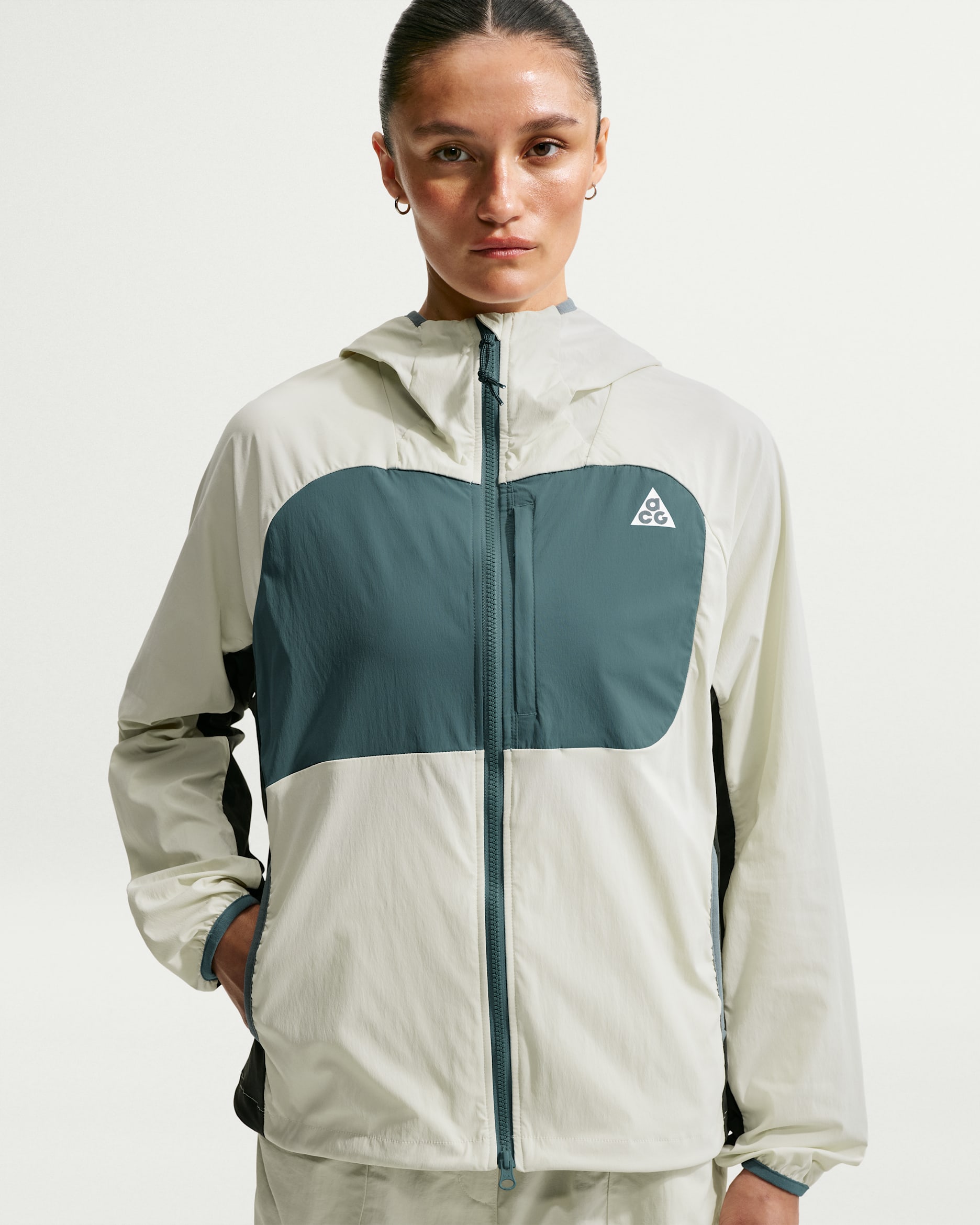 Nike ACG "Five Towers" Women's UV Protection Jacket - Sea Glass/Black Spruce/Mineral Slate/Summit White