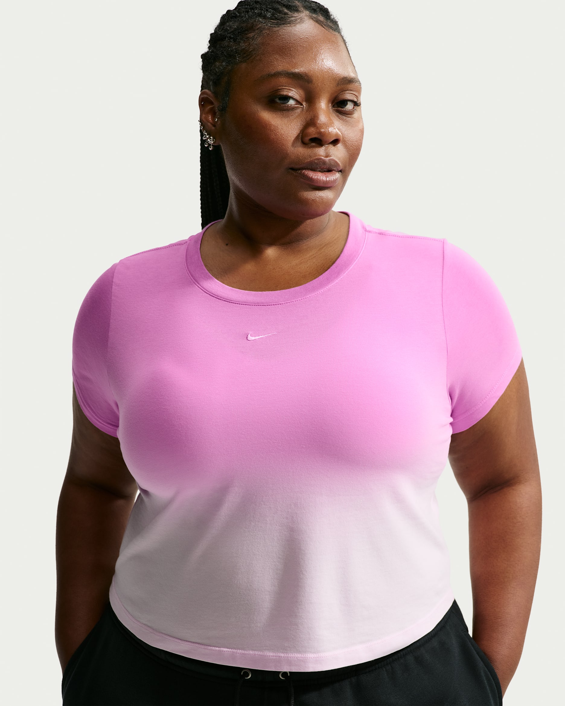 Playera cropped entallada para mujer (talla grande) Nike Sportswear Chill Knit - Magenta claro/Espuma rosa