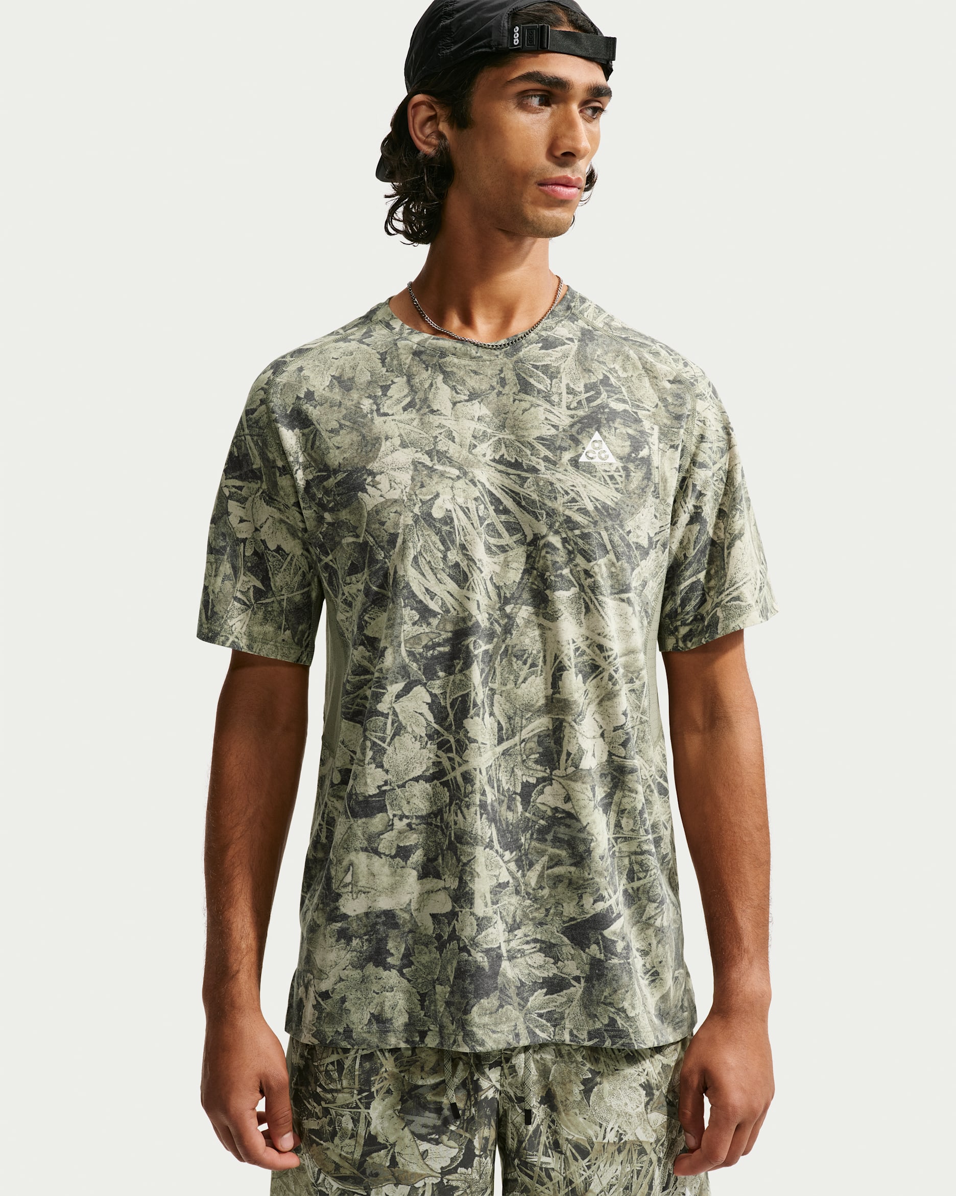 ACG 'Solar Chase' Men's Dri-FIT ADV Trail-Running Top - Sequoia/Light Army/Summit White