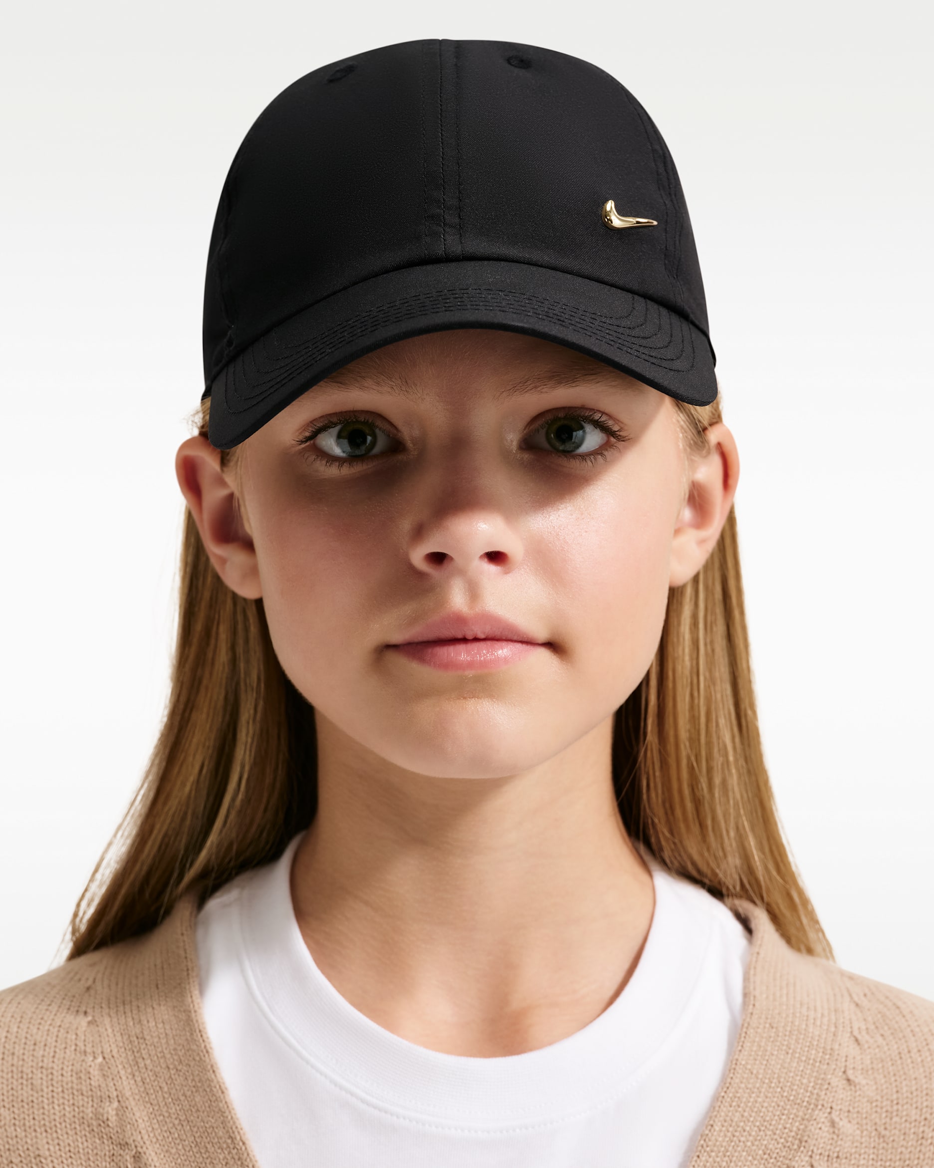 Nike Dri-FIT Club Kids' Unstructured Metal Swoosh Cap - Black/Flat Gold