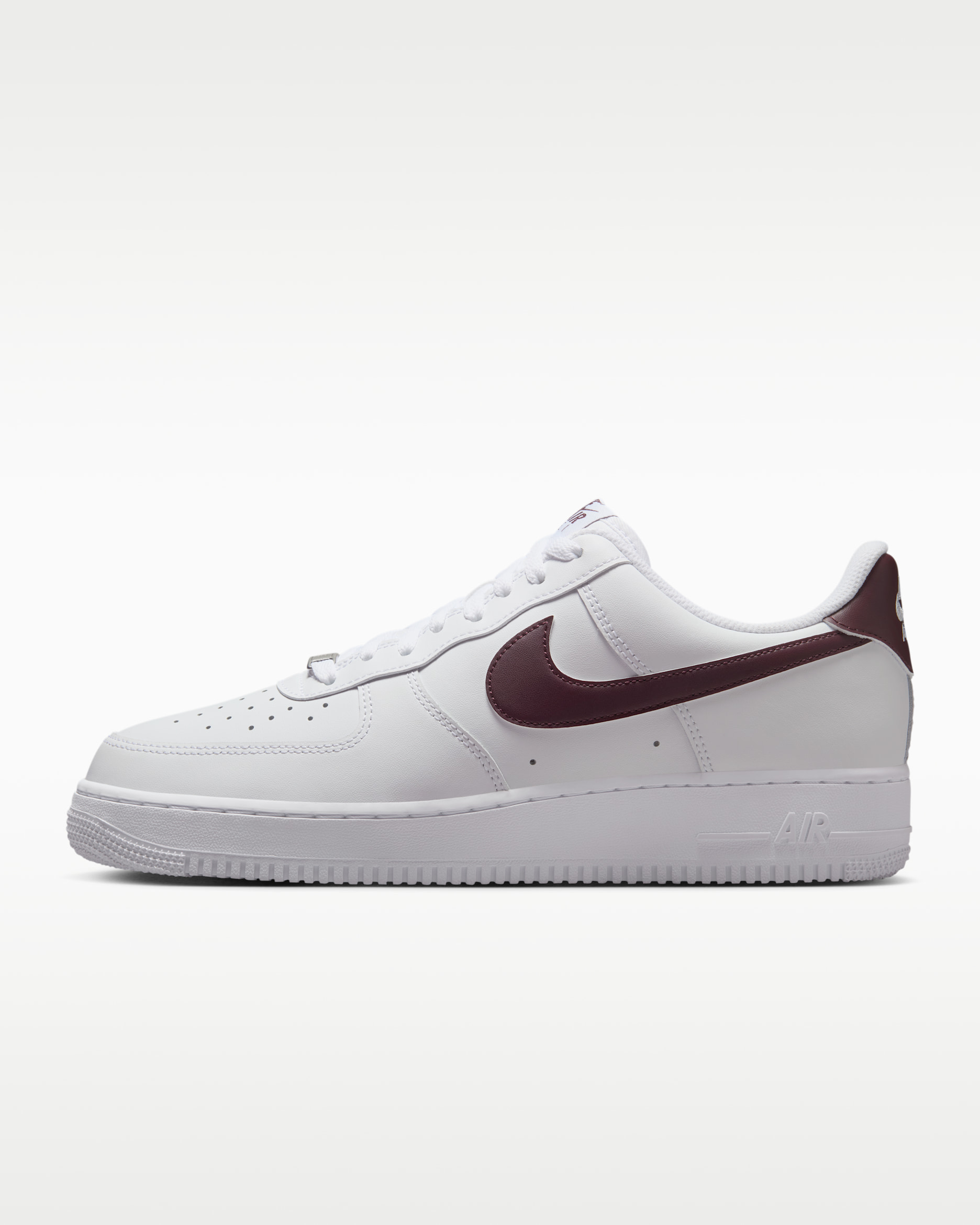Nike Air Force 1 '07 男鞋 - 白色/白色/Burgundy Crush