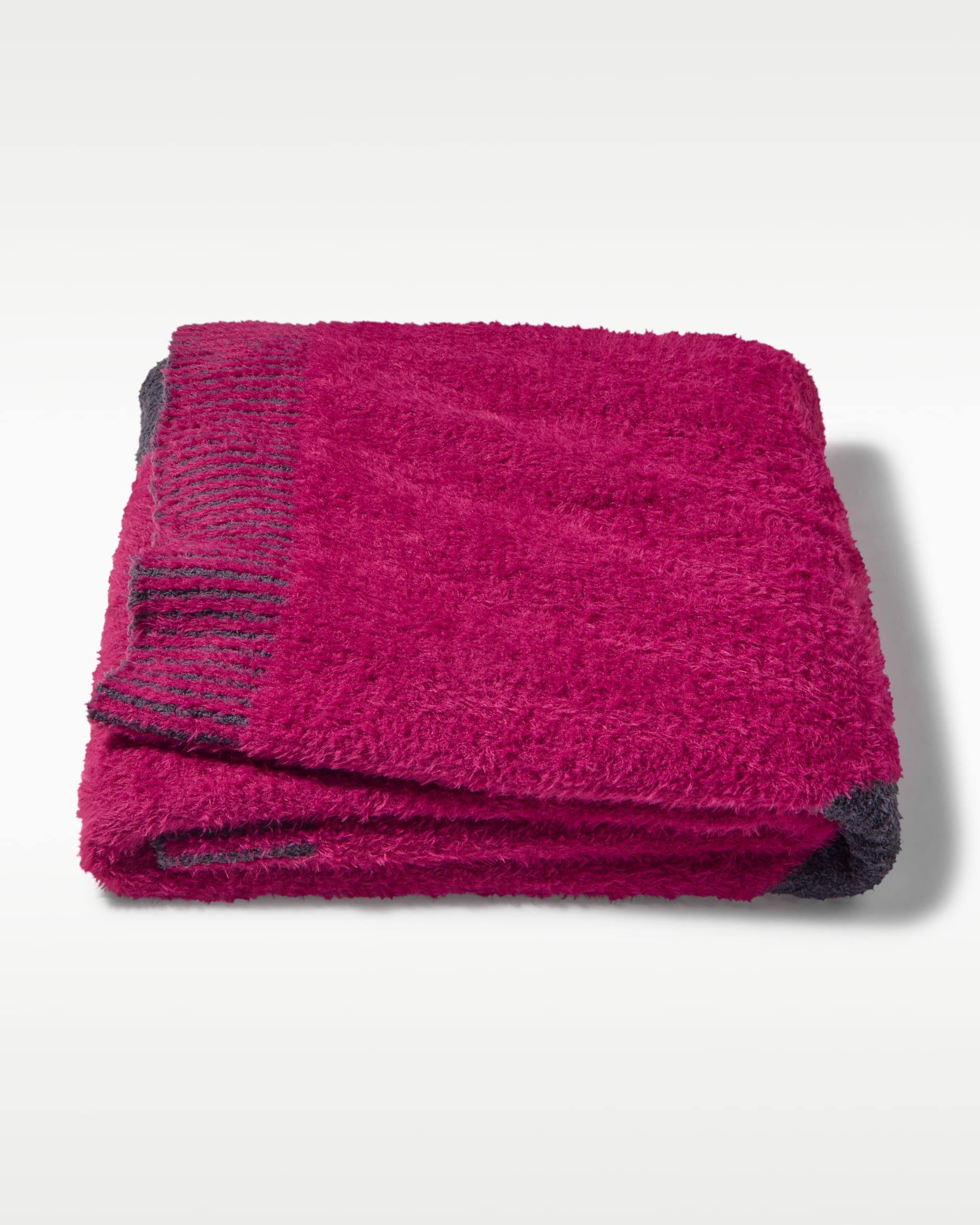 Nike Cozy Blanket - True Berry/Gridiron