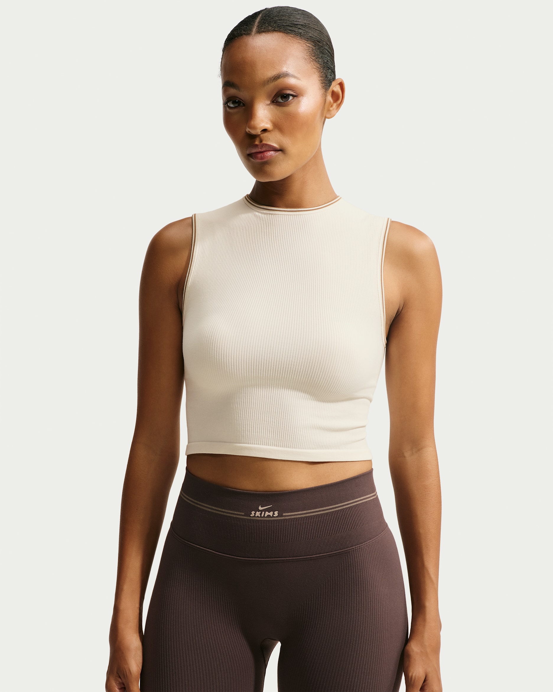 NikeSKIMS Ribbed Seamless Muskel-Tanktop (Damen) - NSKM Actv Ivory/NSKM Resin/NSKM Actv Ivory