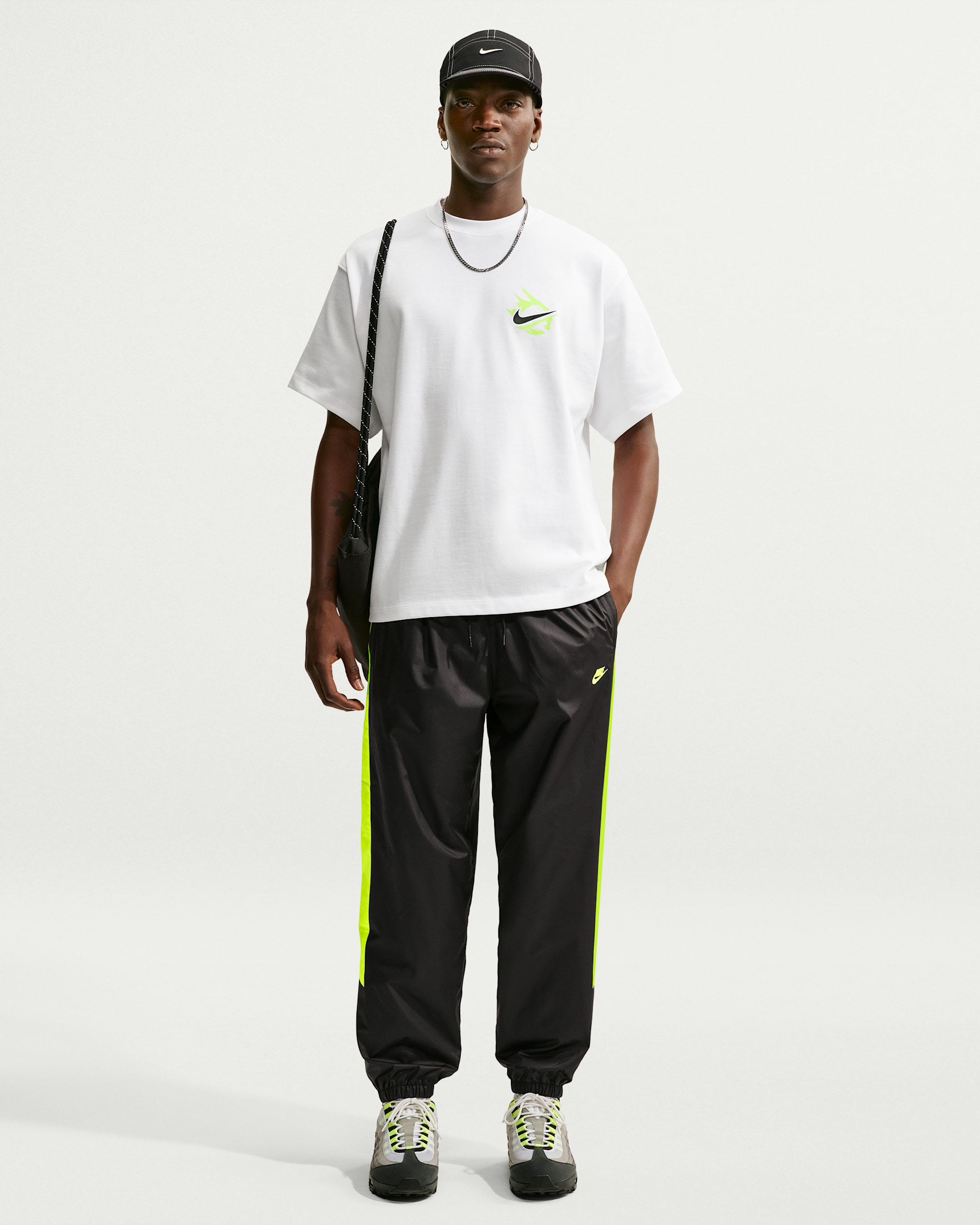 Nike Windrunner Men's Lined Pants - Black/Volt/Volt