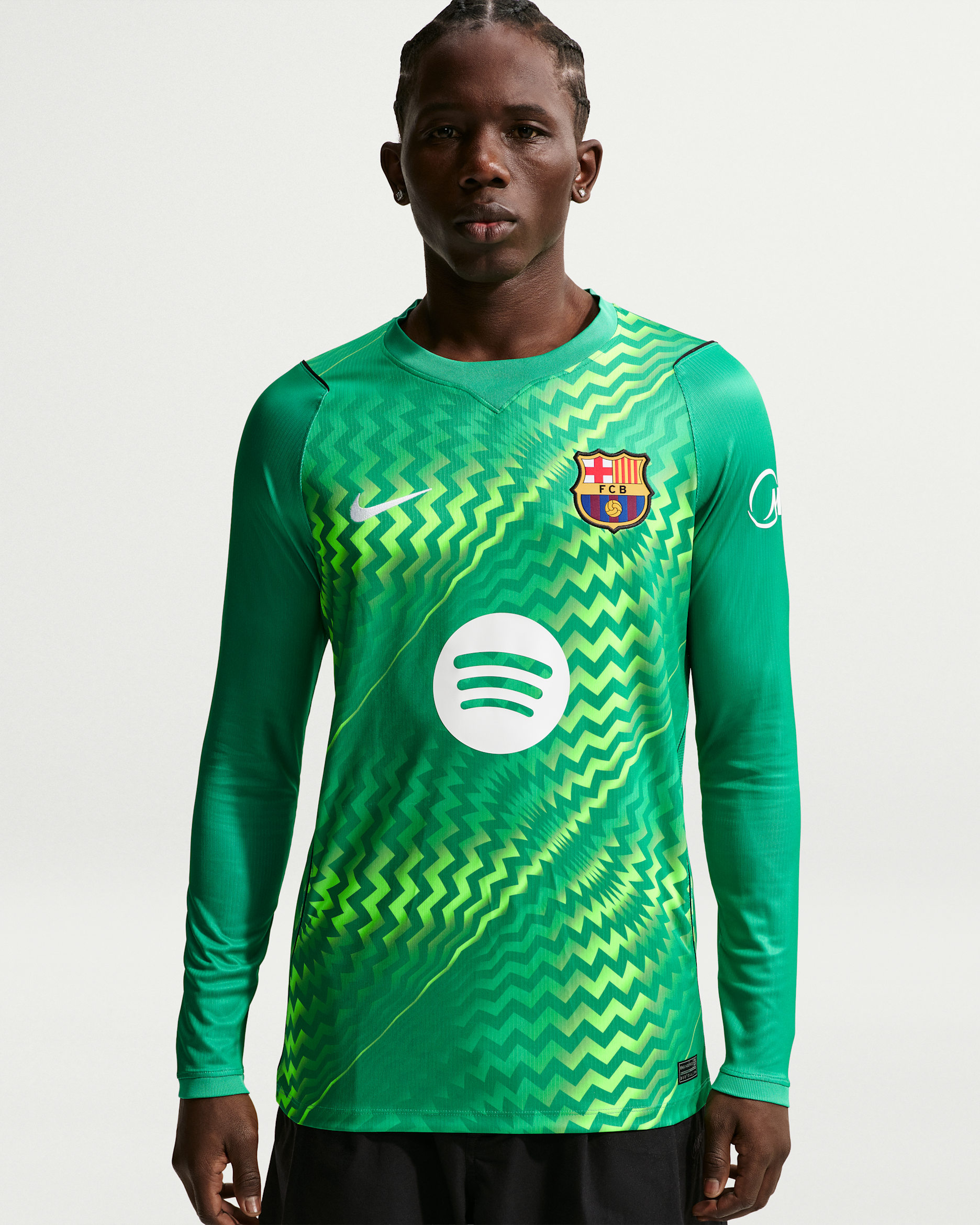 F.C. Barcelona 2026/27 Stadium Goalkeeper Men's Nike Dri-FIT Football Replica Shirt - Stadium Green/Stadium Green/Black/White