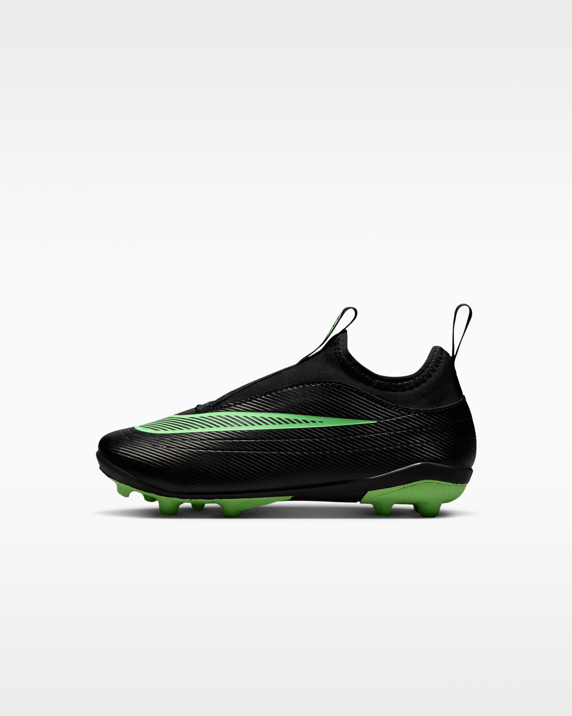 Nike Jr. Mercurial Vapor 17 Club Little Kids' Multi-Ground Low-Top Soccer Cleats - Black/Black/Illusion Green