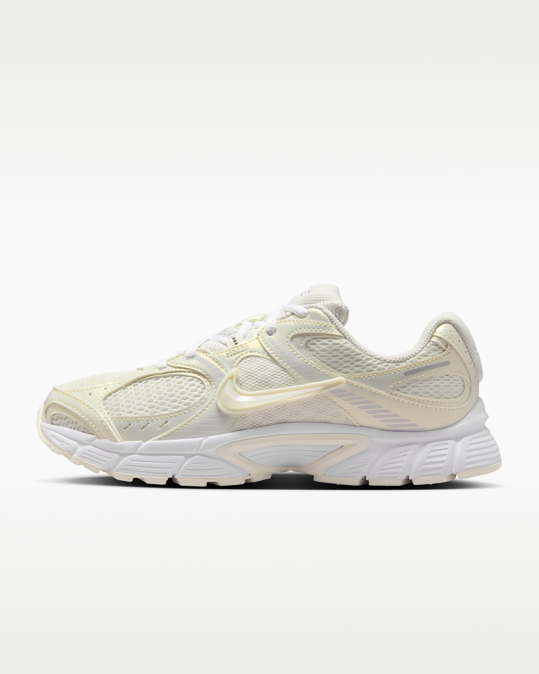 ナイキ V5 RNR ウィメンズシューズ - ソフトパール/ホワイト/メタリックシルバー/セイル