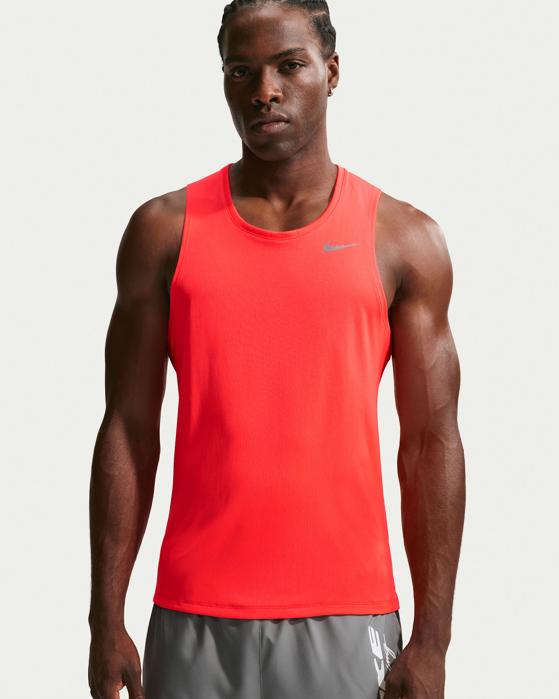 Camiseta de tirantes de running Dri-FIT para hombre Nike Miler - Carmesí brillante