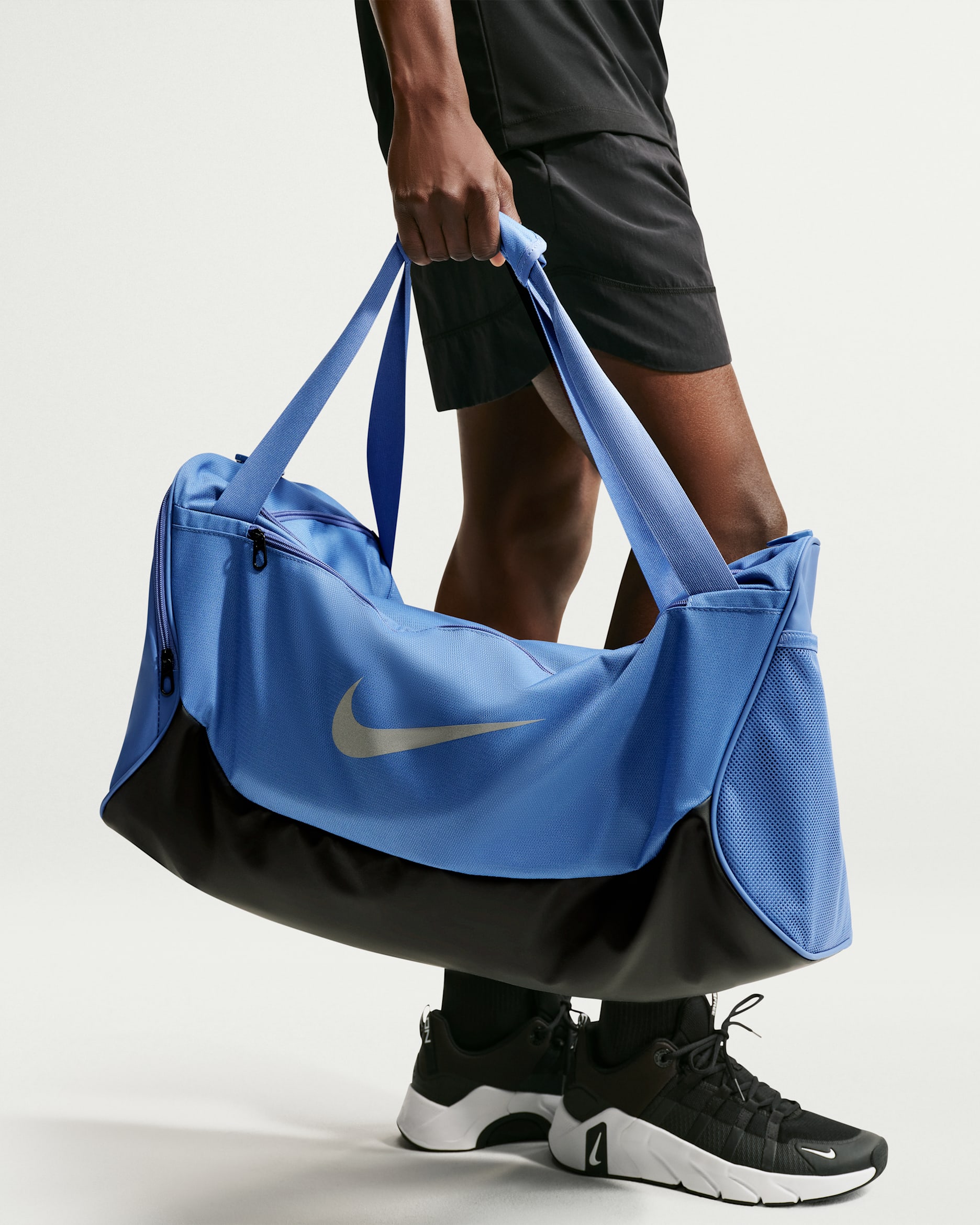 Sac de sport de training Nike Brasilia (taille moyenne, 60 L) - Indigo Storm/Noir/Reflect Silver