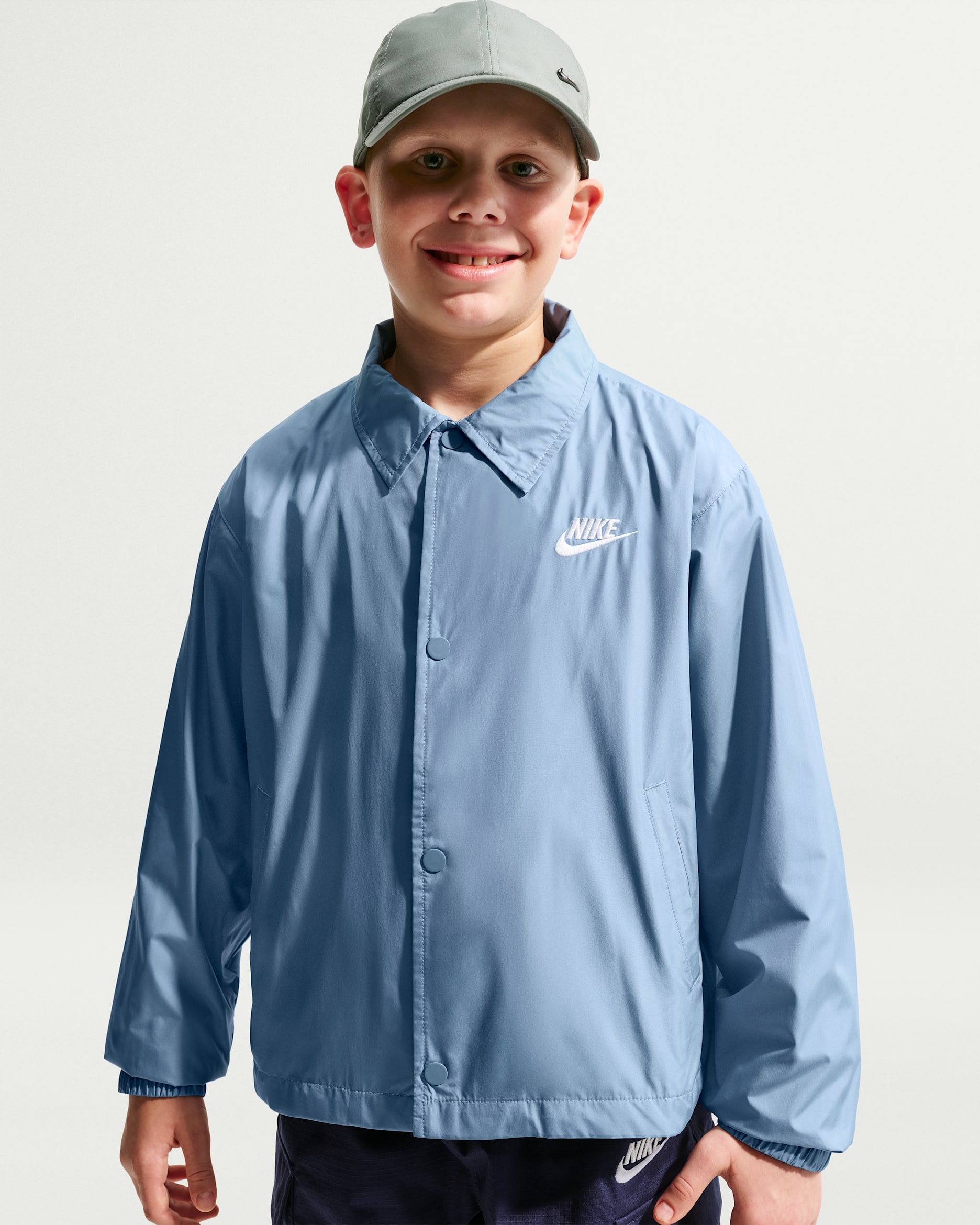 나이키 스포츠웨어 클럽 주니어 리펠 코치 재킷 - 워크 블루/화이트