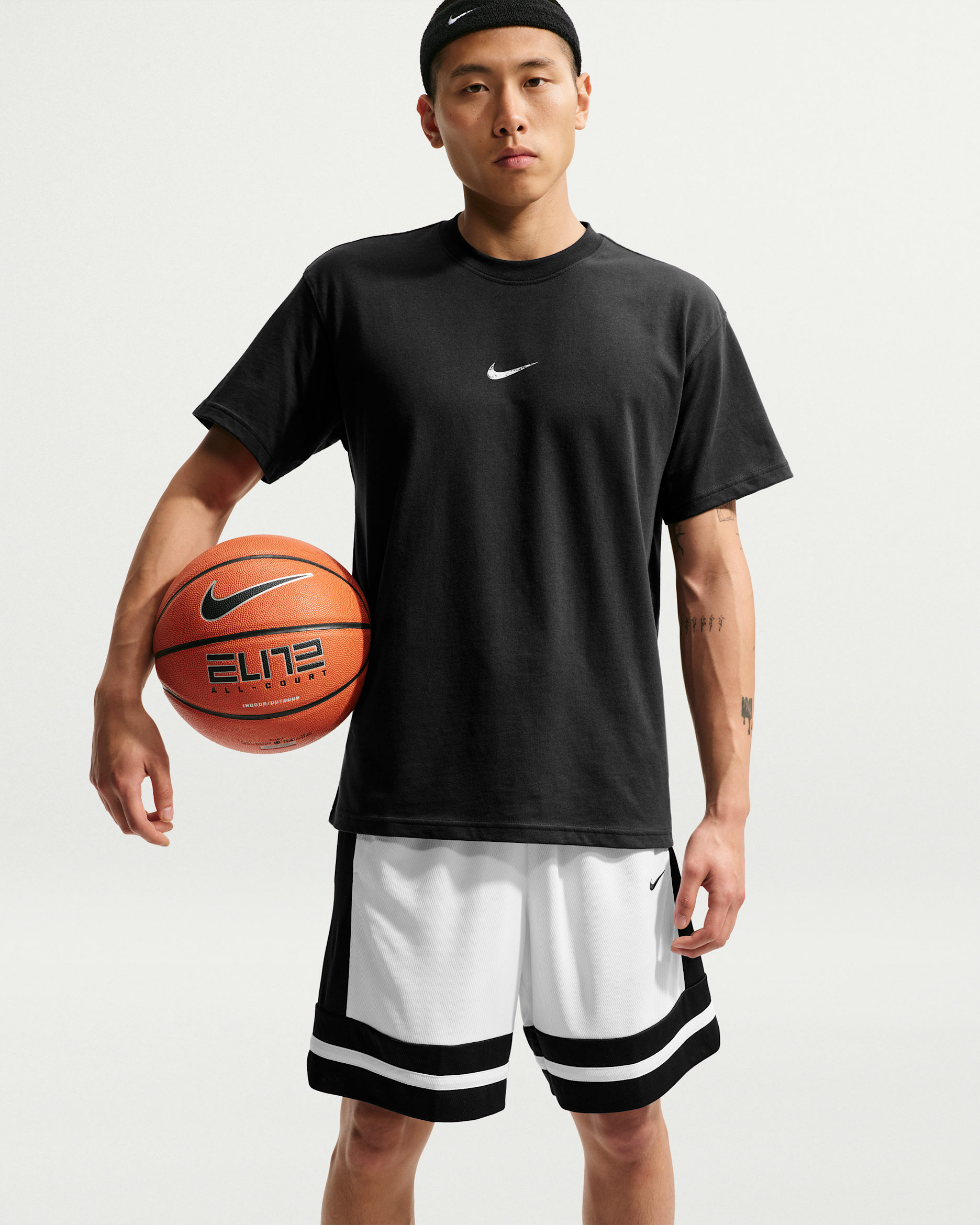 Nike メンズ バスケットボール Tシャツ - ブラック