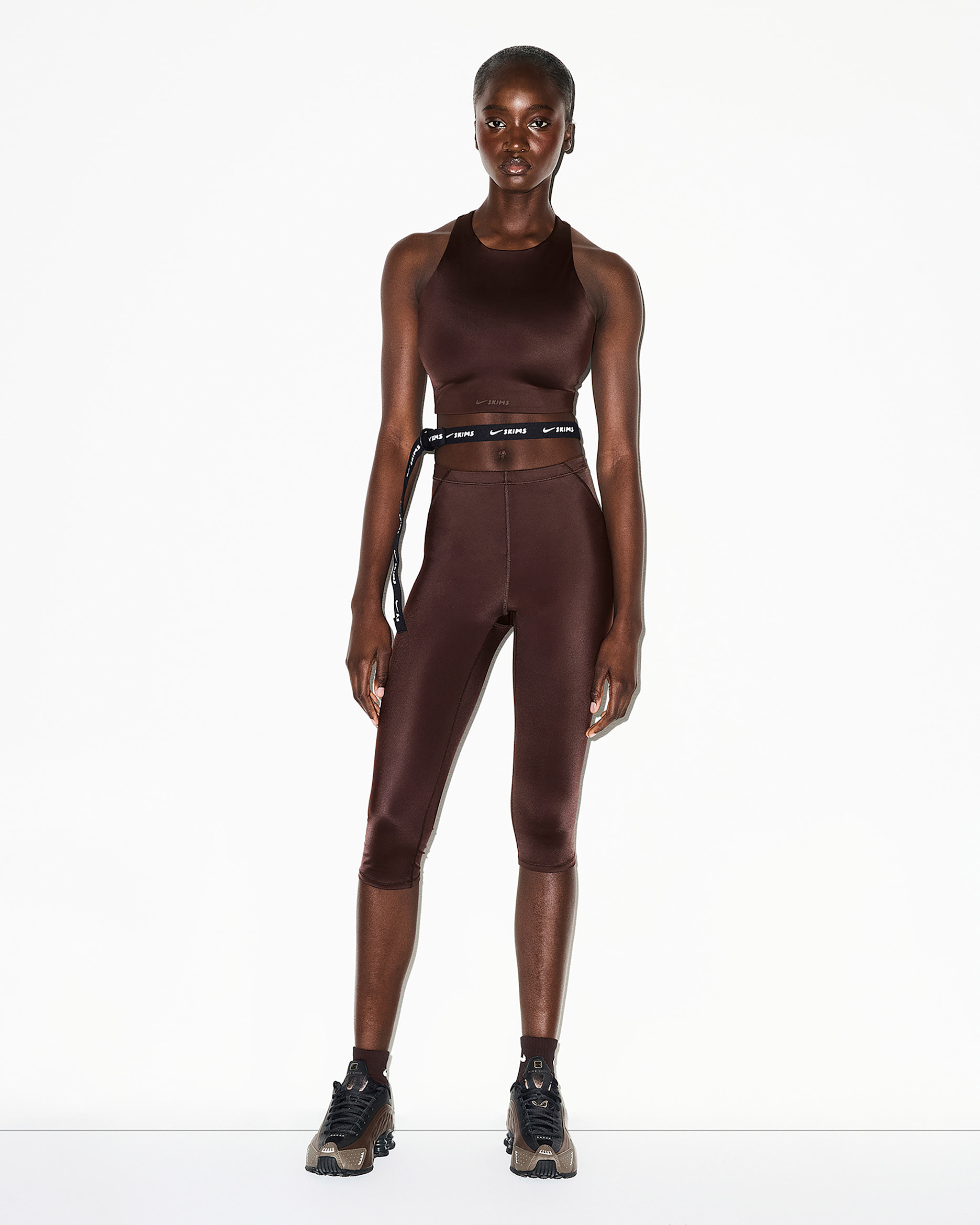NikeSKIMS Satin Shine Women's High-Waisted 17" Leggings with Drawcord - NSKM Phoenix/NSKM Phoenix