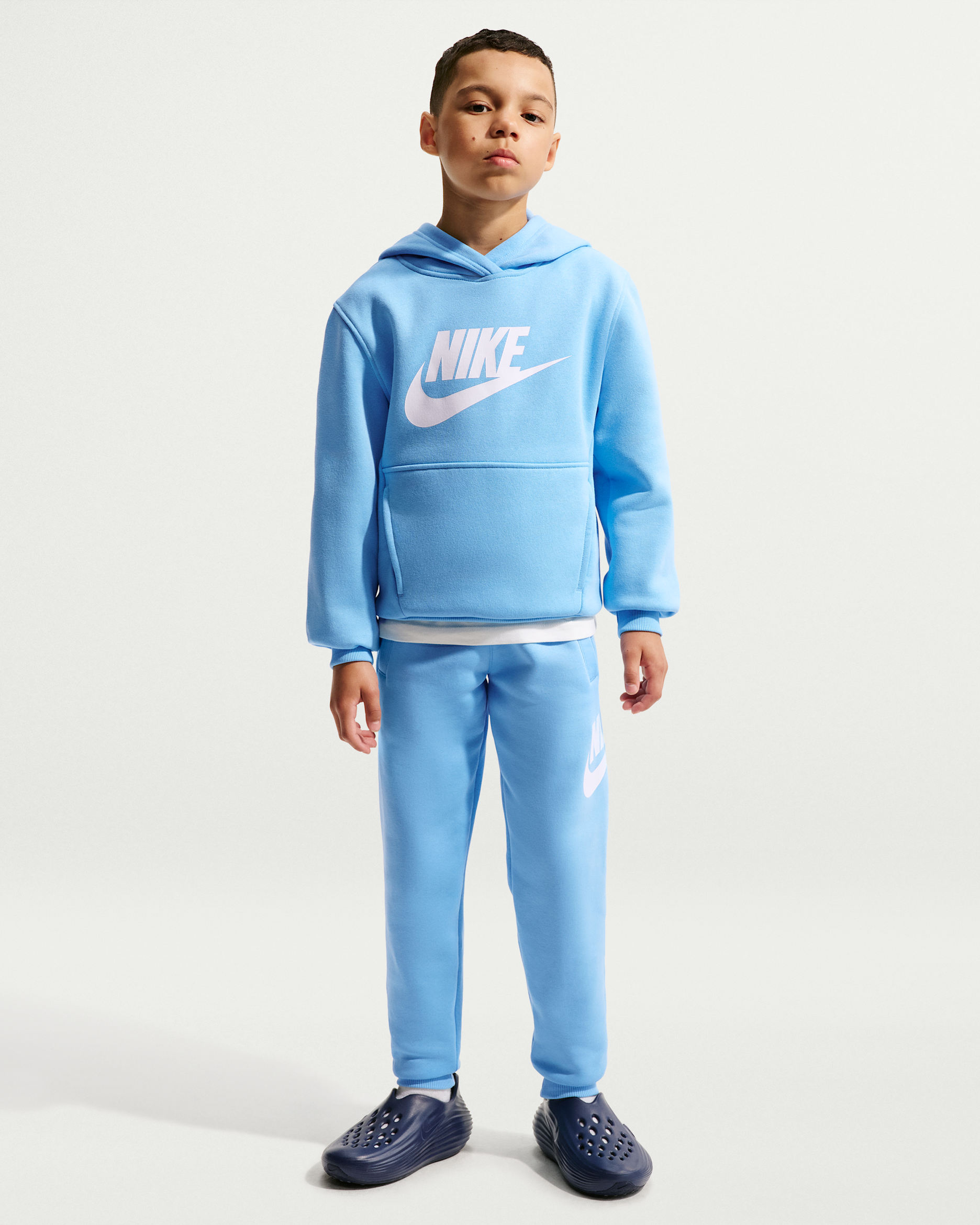 Joggers para niños talla grande Nike Club Fleece - Azul fútbol/Blanco