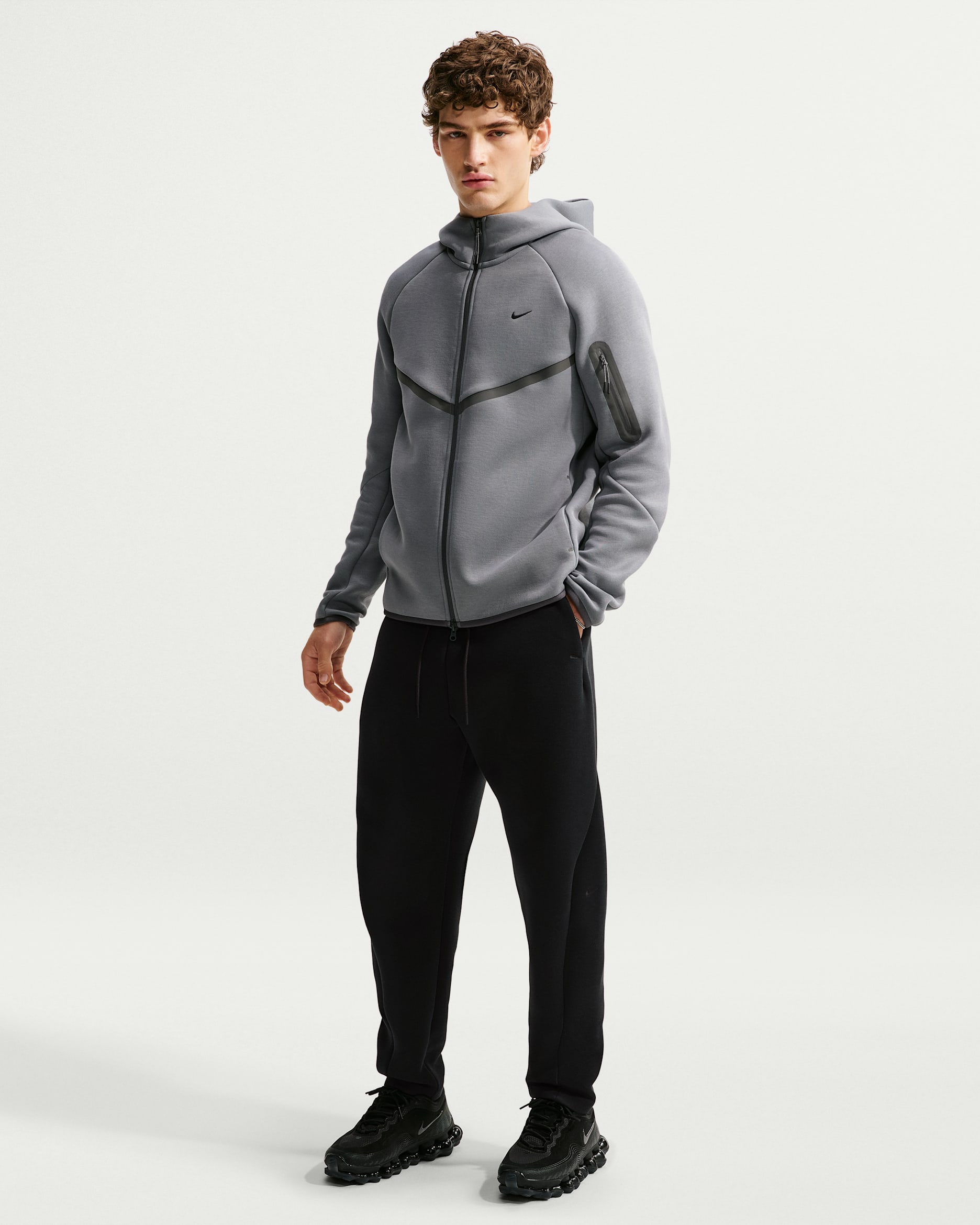 Nike Tech weite Hose aus Fleece (Herren) - Schwarz/Schwarz