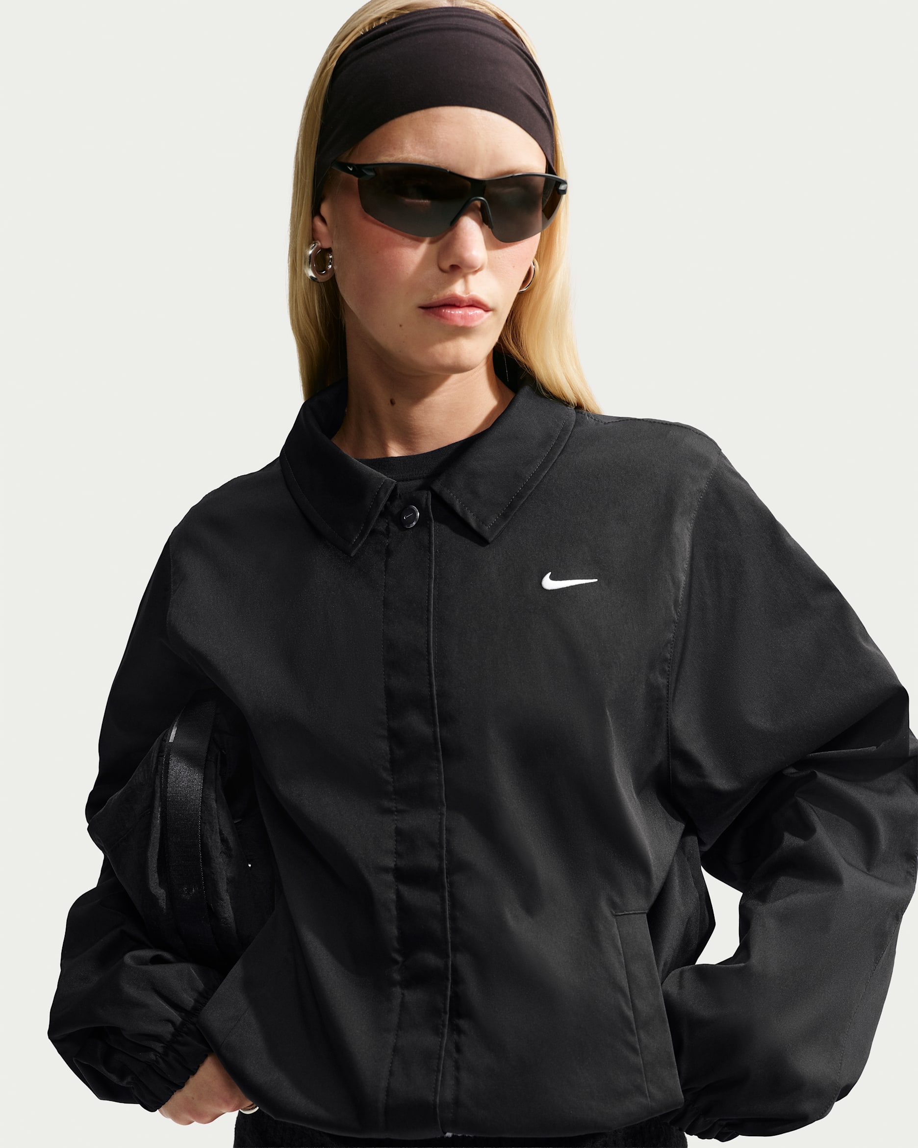 Nike Sportswear Women's Loose Coaches Jacket - Black/Sail