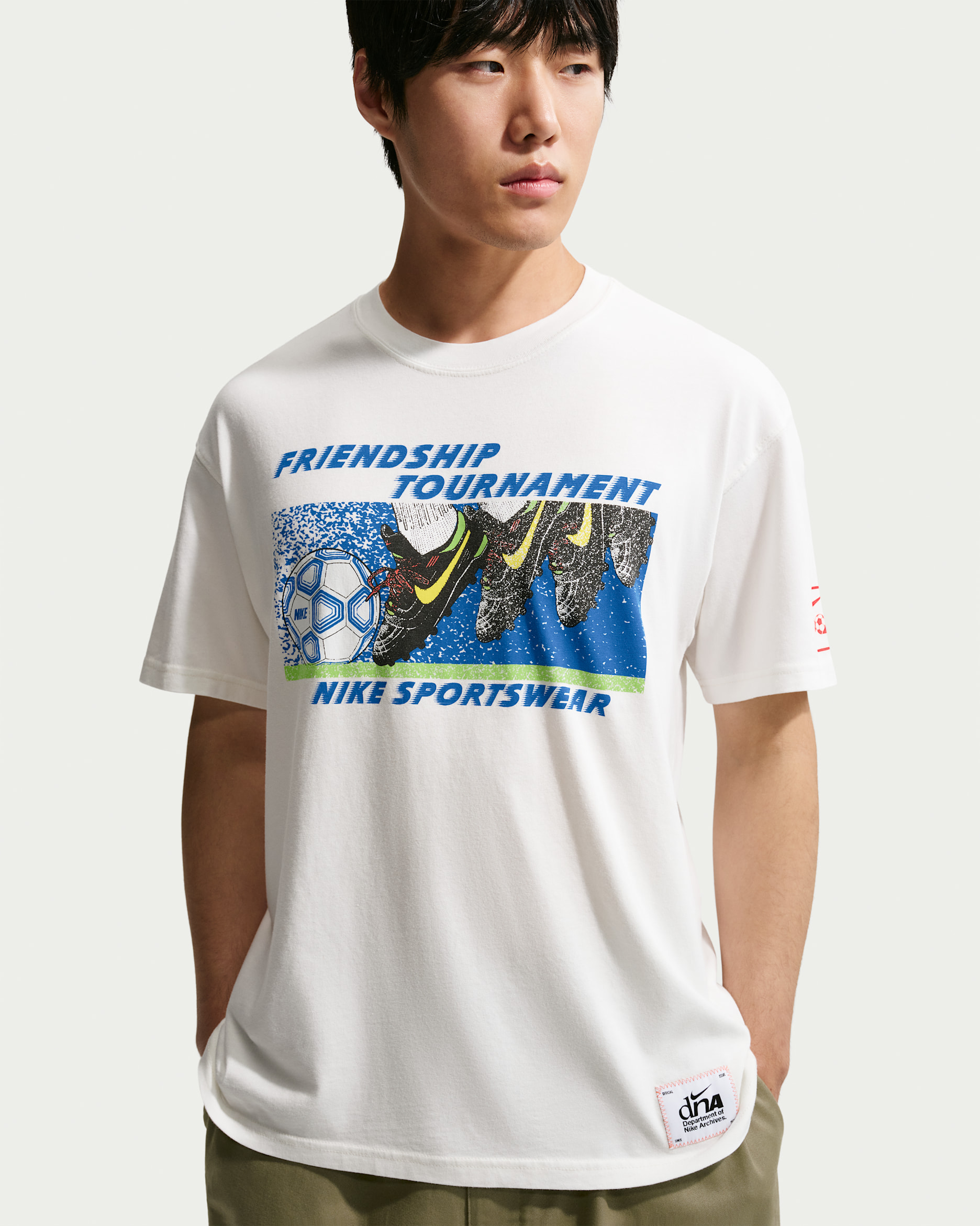 Nike Sportswear Men's T-Shirt - Sail