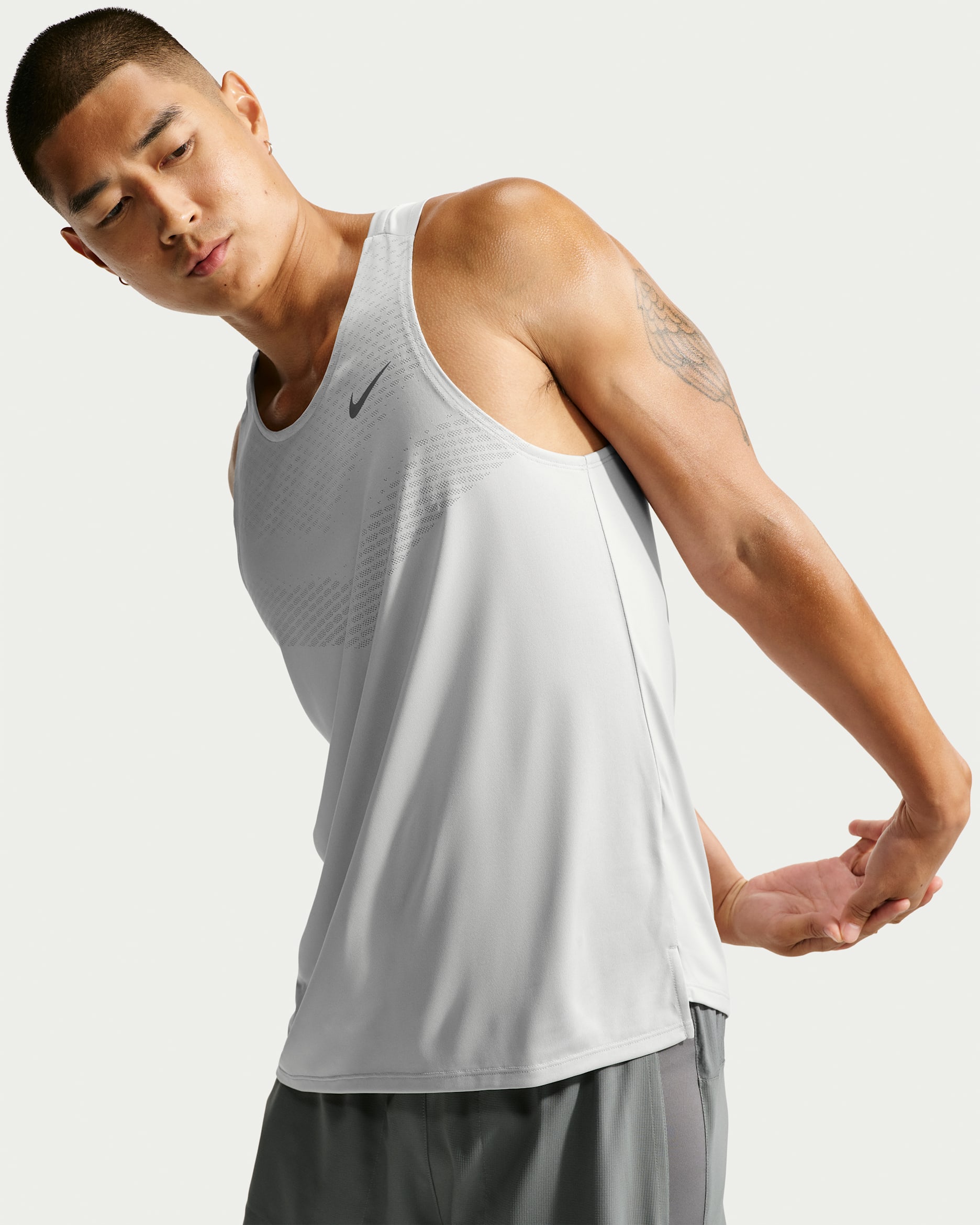 Nike Stride 男款 Dri-FIT ADV 跑步背心上衣 - Grey Fog