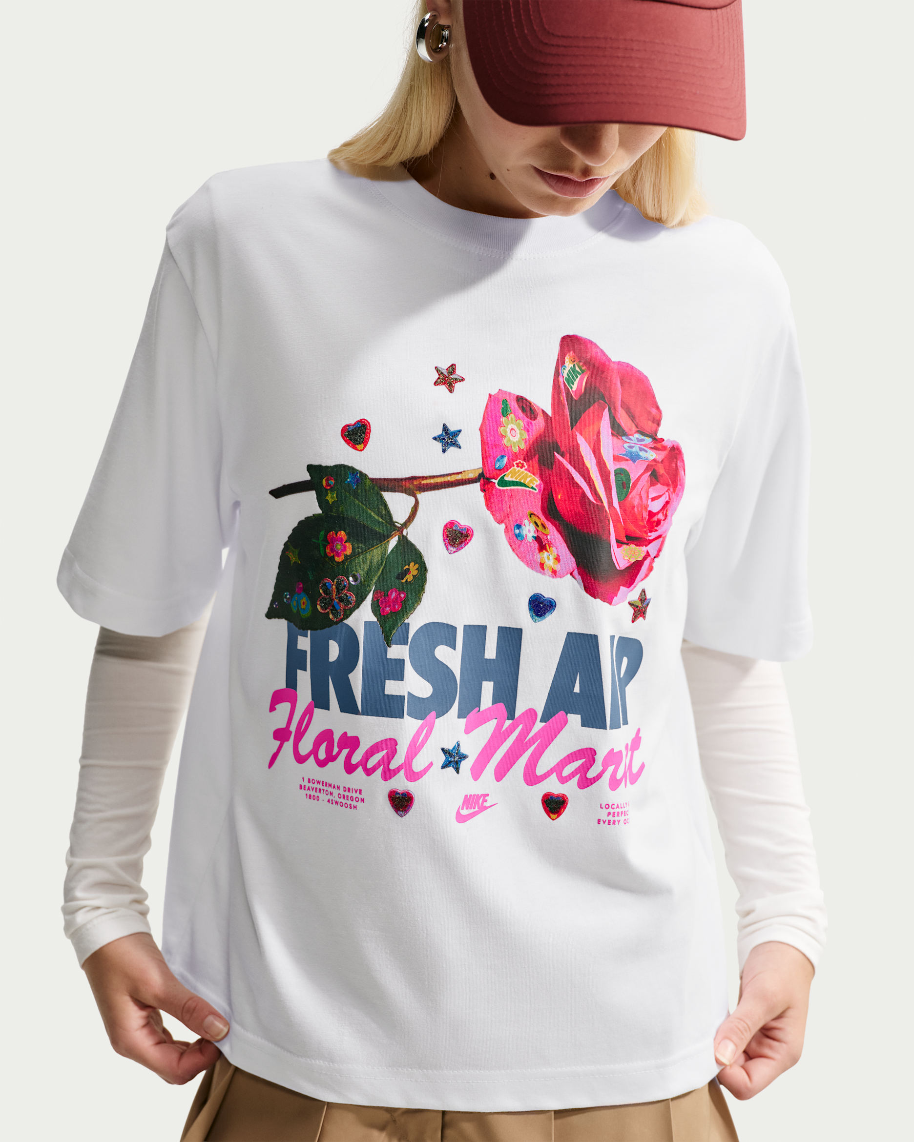 Nike Sportswear Classic Women's Loose T-Shirt - White