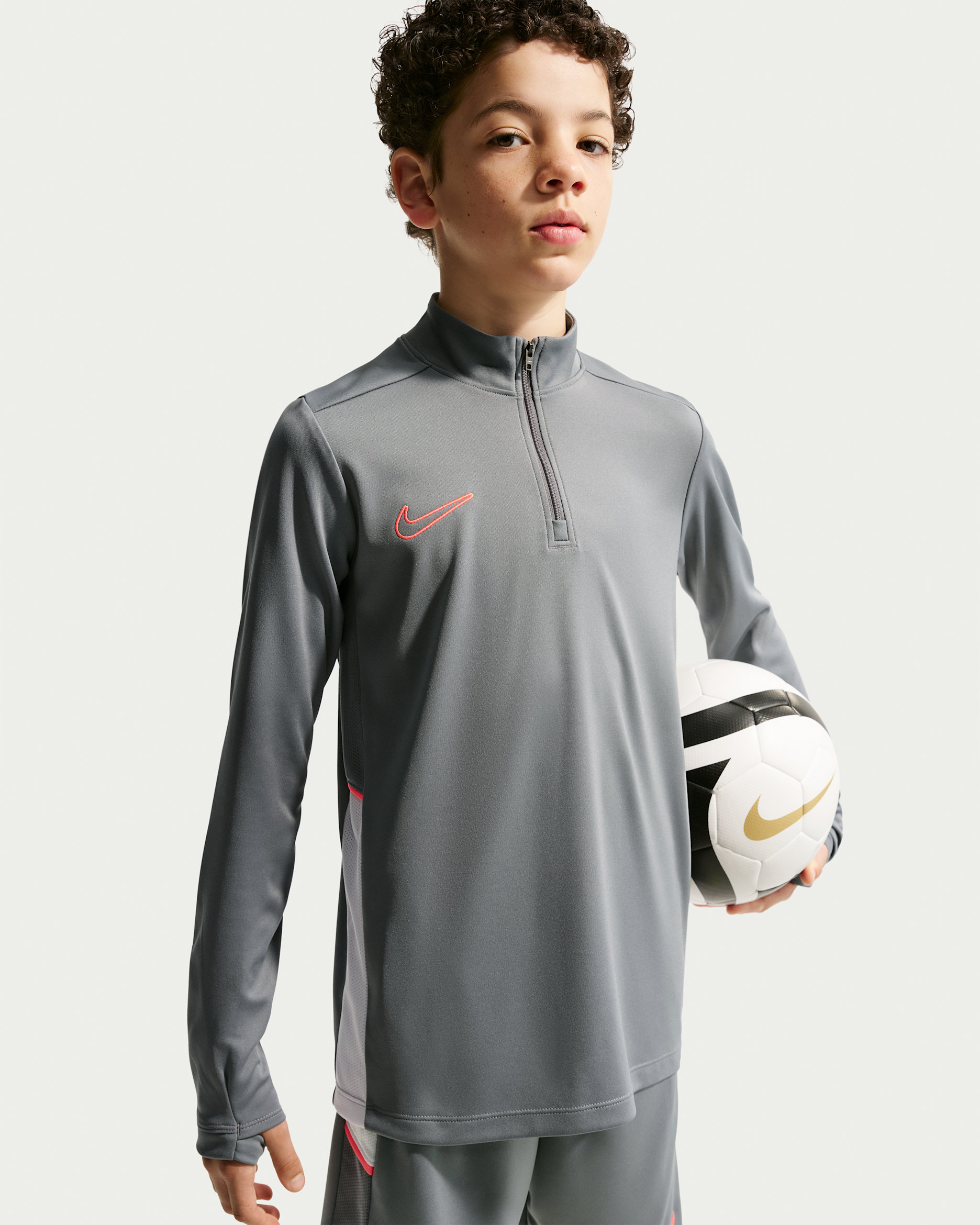 Nike Academy Older Kids' Dri-FIT Long-Sleeve 1/4-Zip Football Drill Top - Smoke Grey/White/Hot Punch/Hot Punch