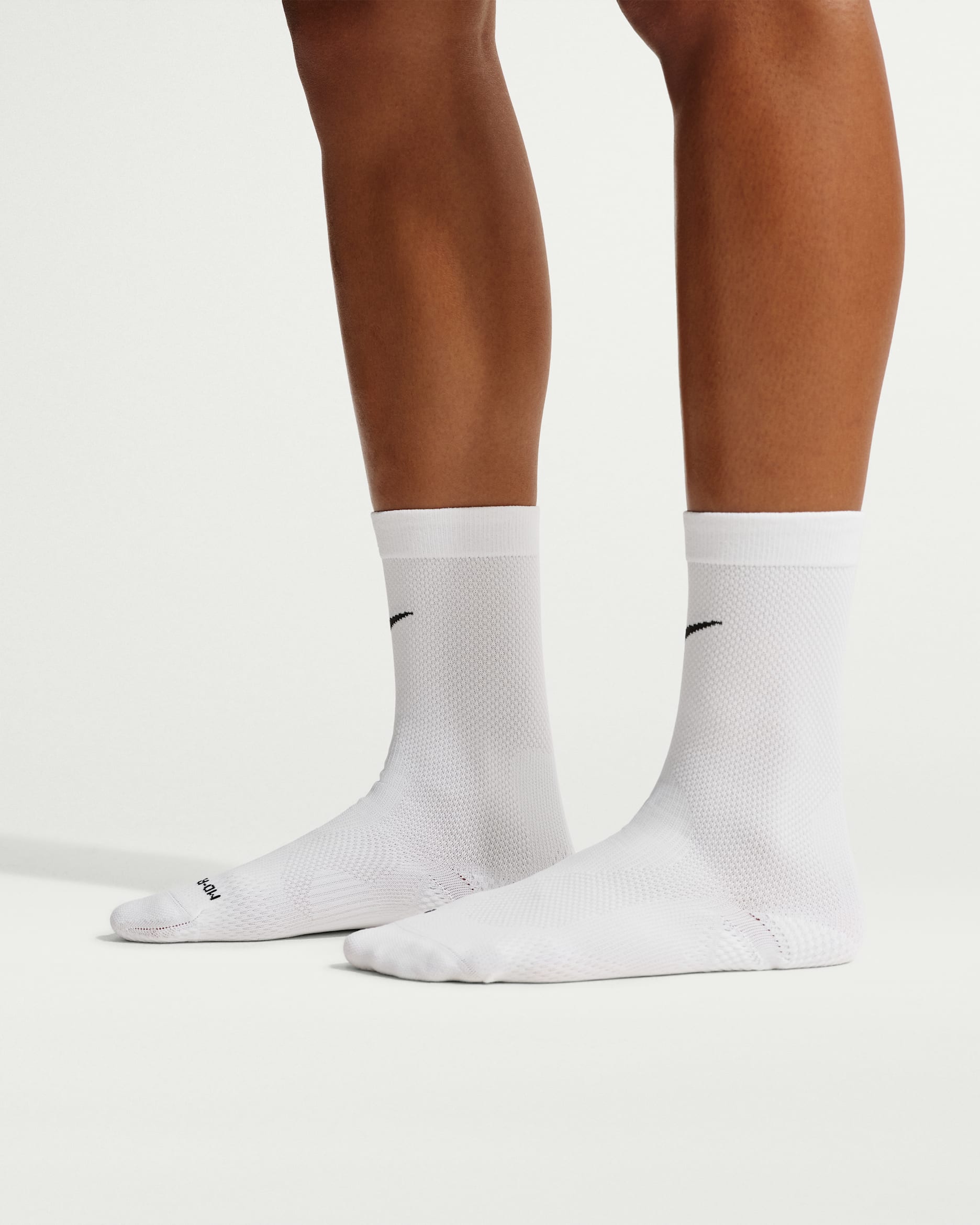 Nike VaporFast Soccer Crew Socks (1 Pair) - White/Black/Black