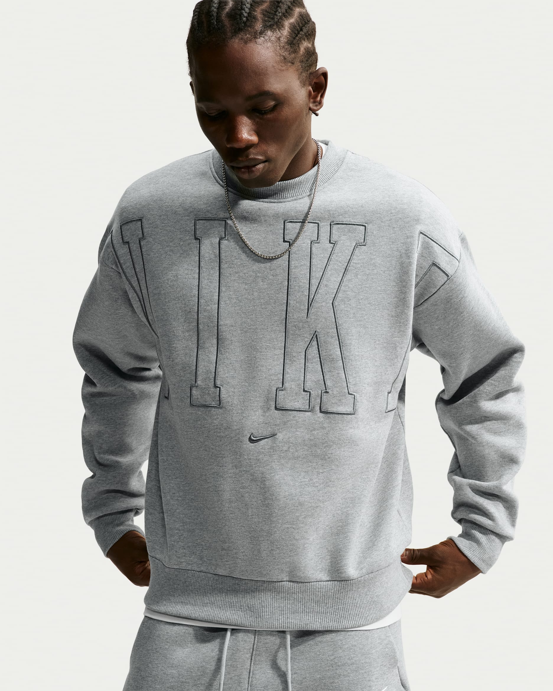Nike Solo Fleece Men's Loose Crew-Neck Sweatshirt - Dark Grey Heather/Smoke Grey