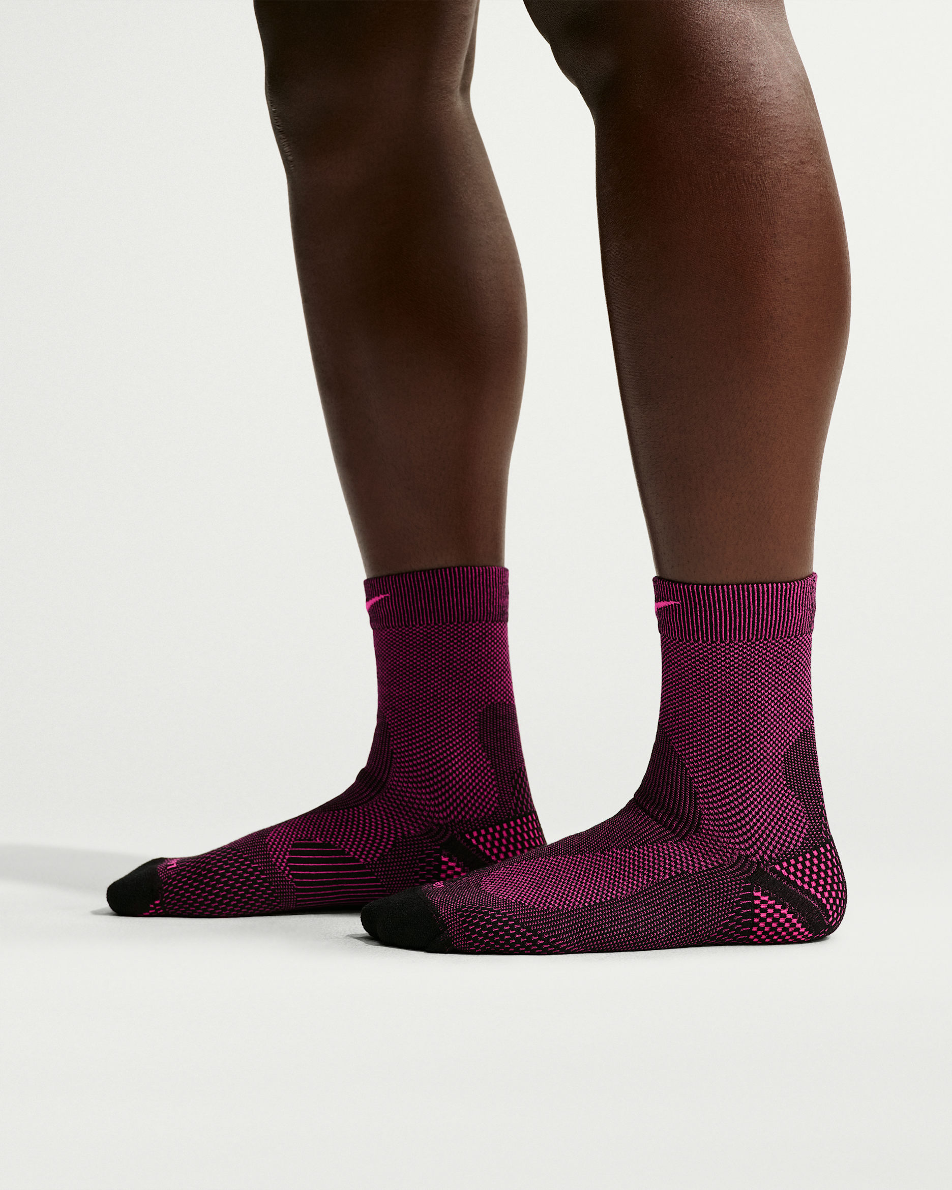 Nike Run Lightweight Running Micro-Crew Socks (1 Pair) - Black/Hyper Pink/Hyper Pink