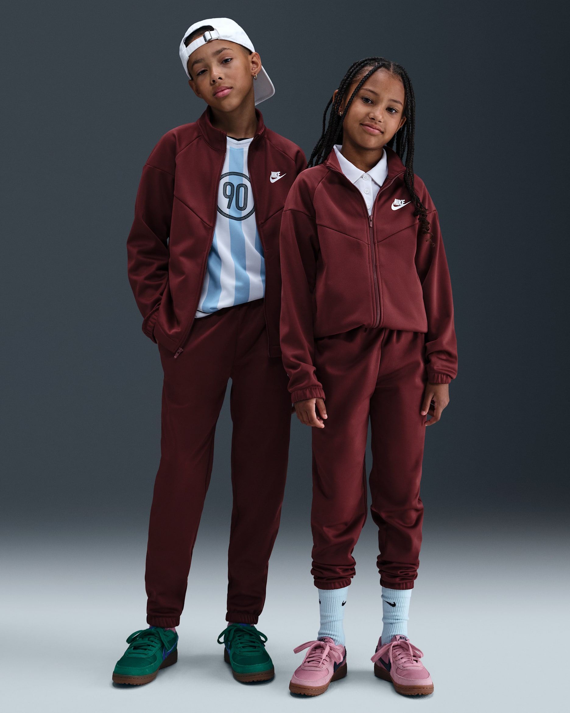 Conjunto deportivo Dri-FIT para niños talla grande Nike Sportswear - Rojo team oscuro/Rojo team oscuro/Blanco