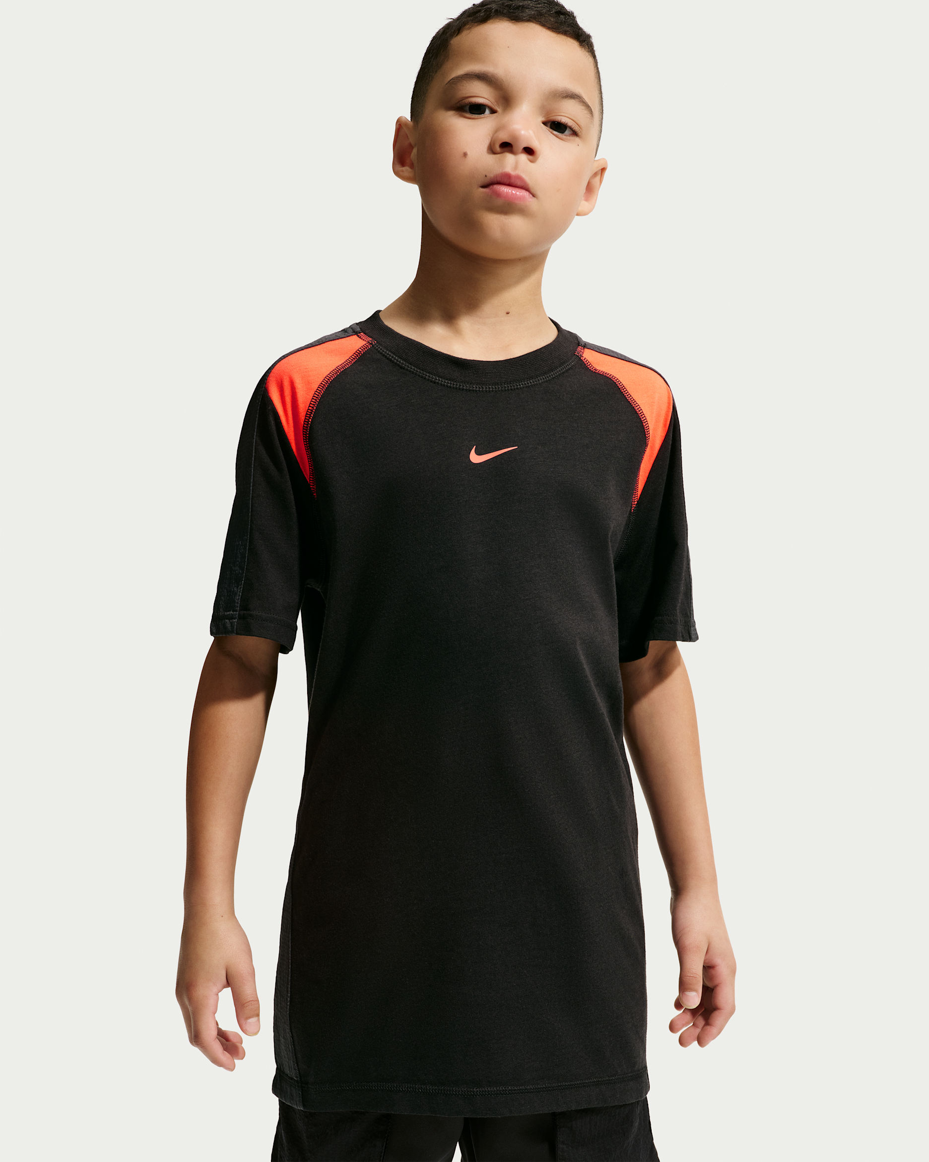 Nike Sportswear City Utility Big Kids' Short-Sleeve Top - Black/Anthracite/Turf Orange/Turf Orange