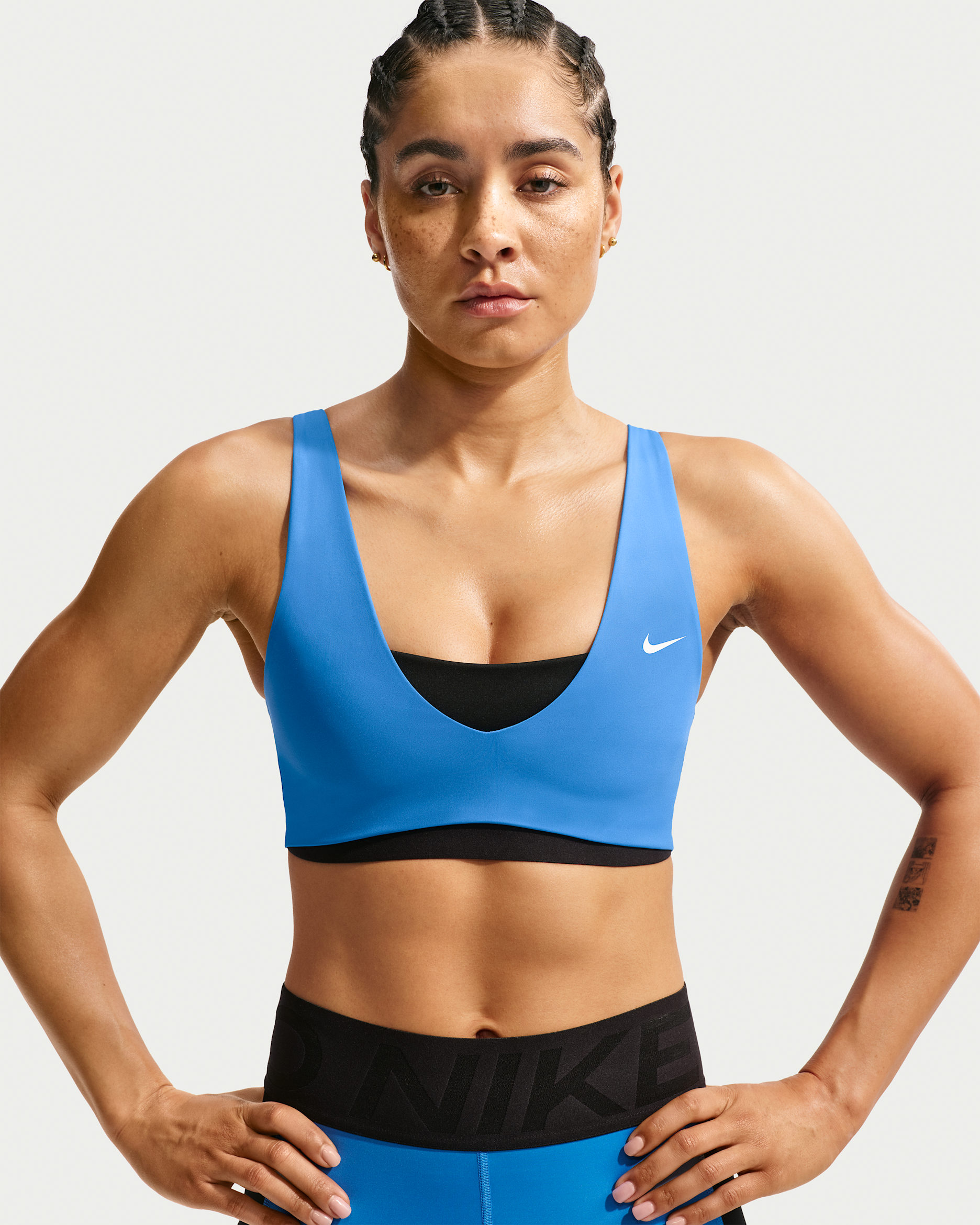 Nike Pro Sculpt Women's Medium-Support Sports Bra - Light Photo Blue/Black/White