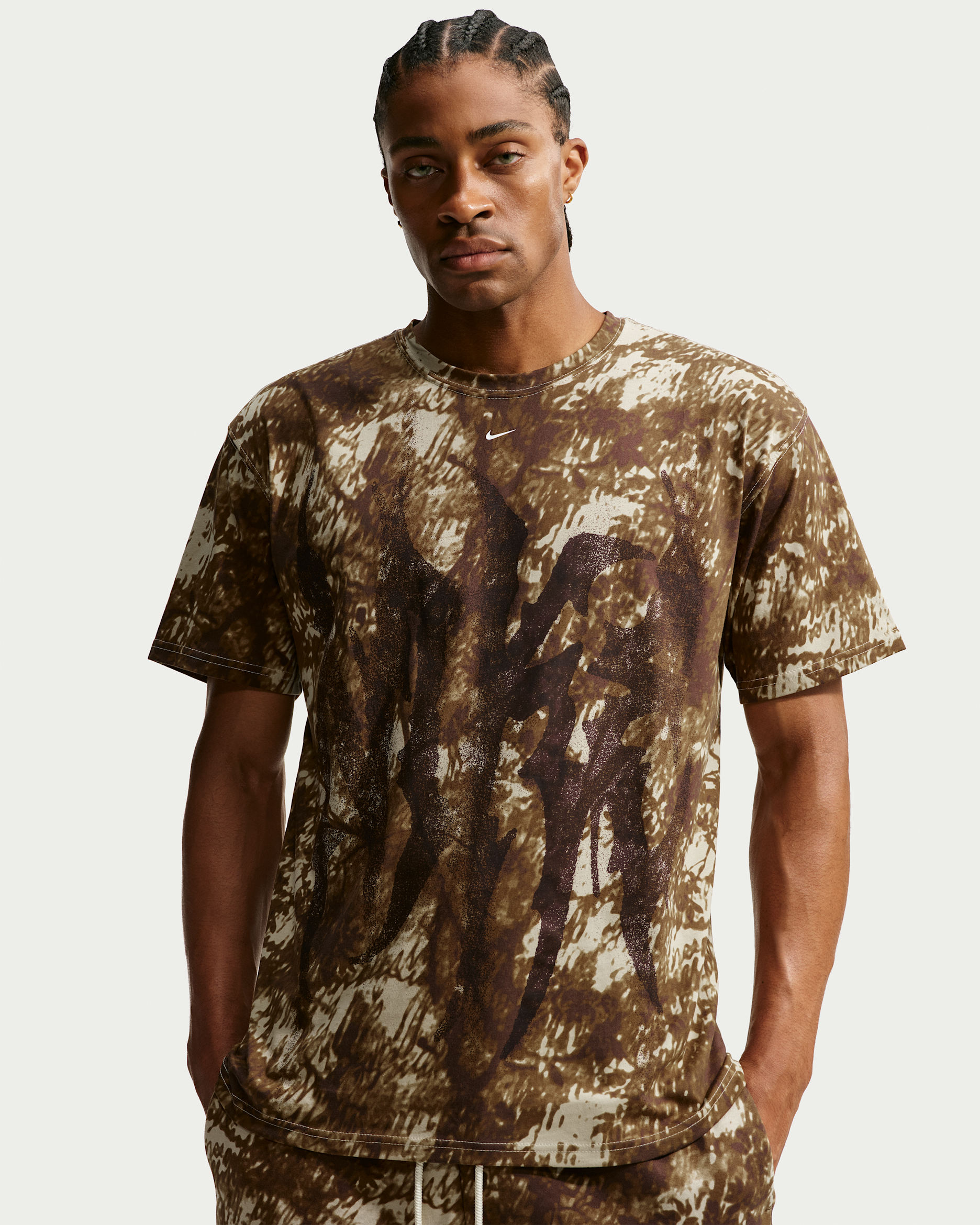 Nike Men's Basketball T-Shirt - Desert Khaki