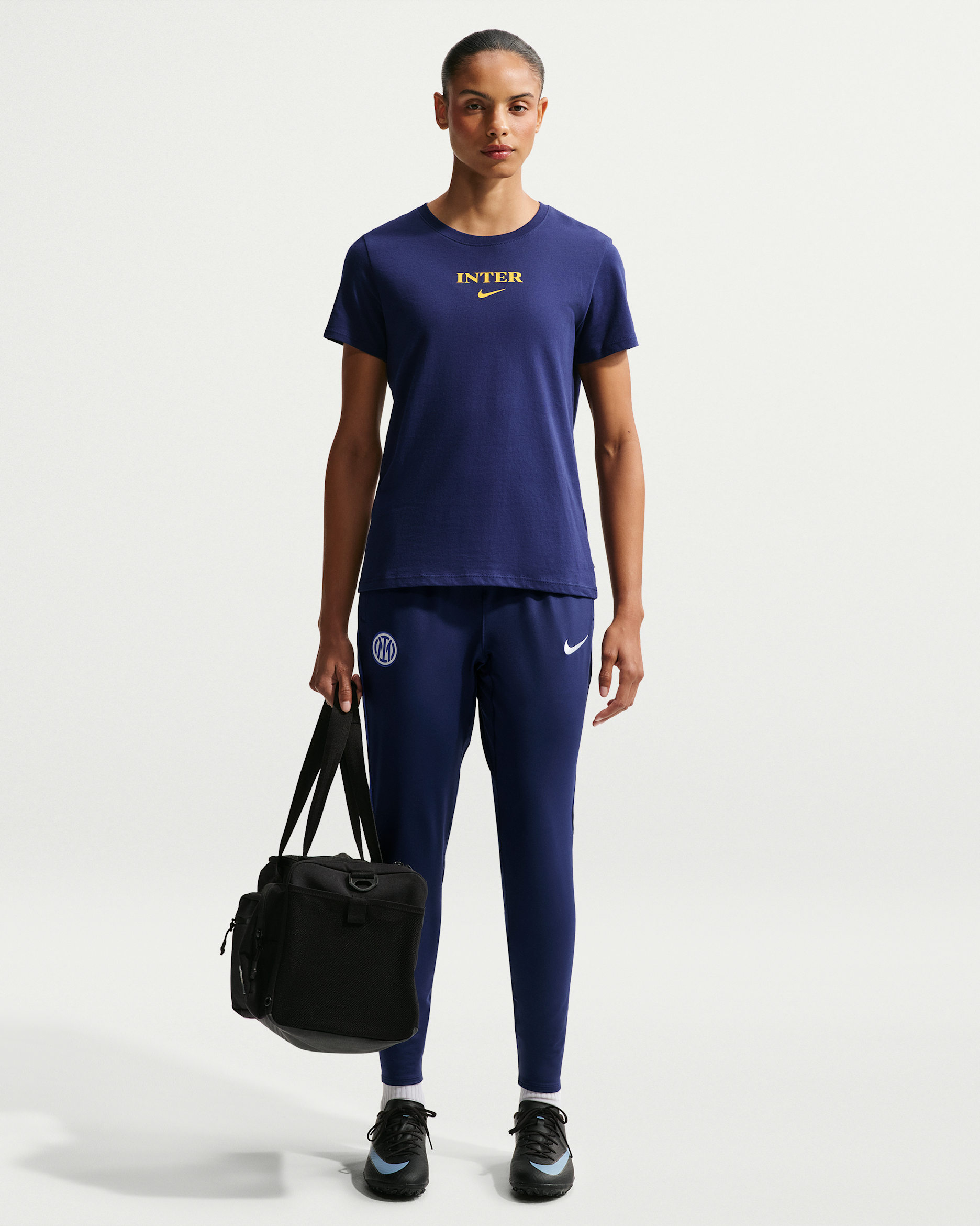Inter Milan Strike Nike Dri-FIT Örgü Kadın Futbol Eşofman Altı - Blue Void/Lyon Blue/Beyaz