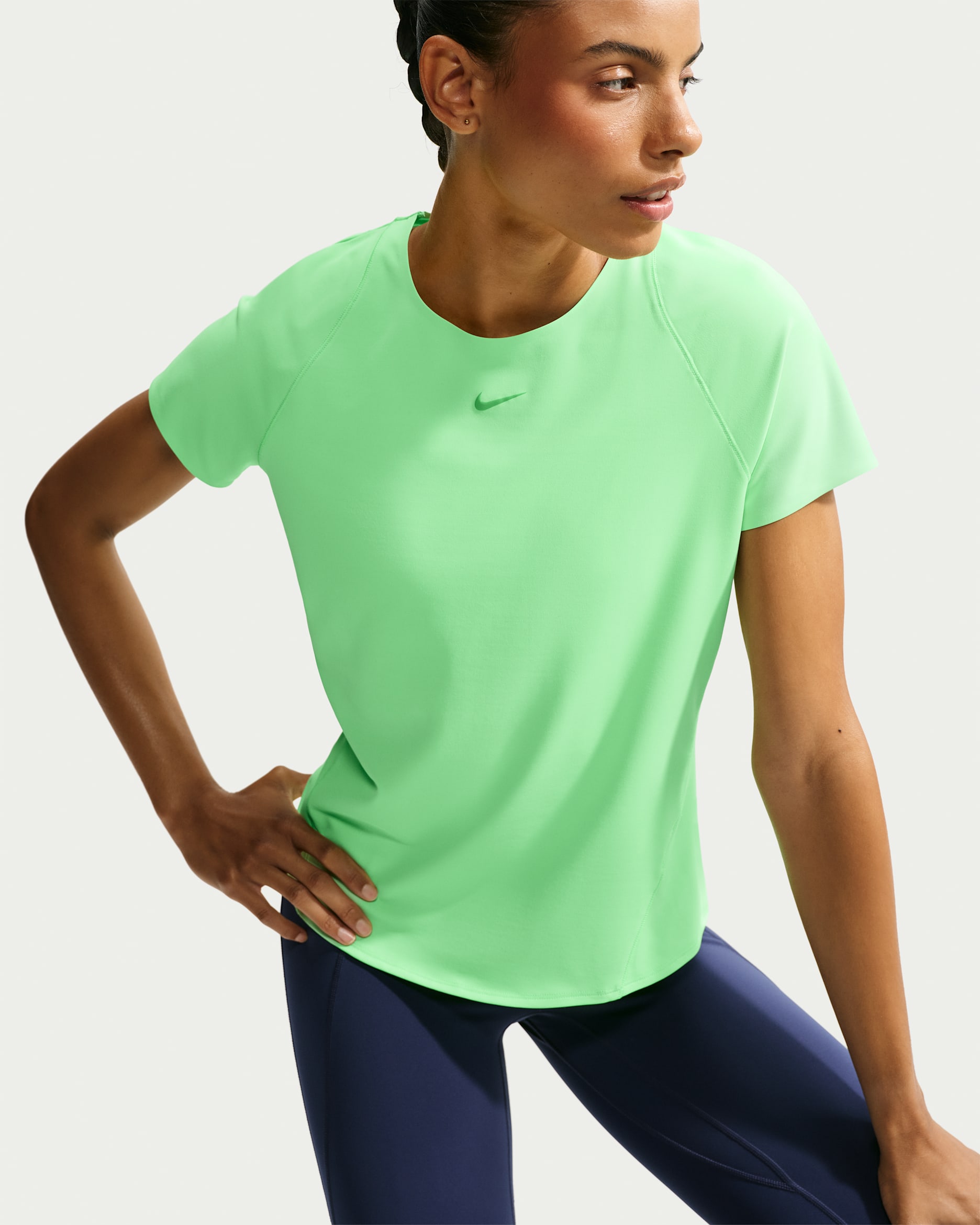 Nike Universa Women's Dri-FIT Short-Sleeve Top - Illusion Green/Green Spark
