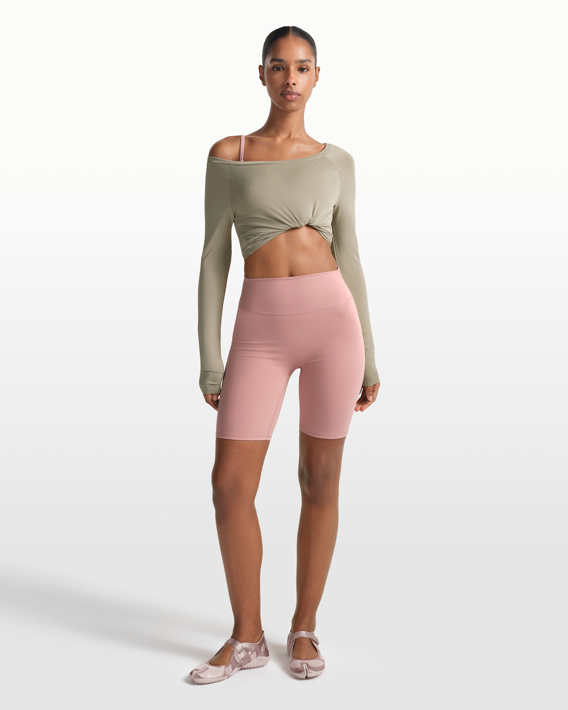 NikeSKIMS Matte Women's High-Waisted 7" Biker Shorts - NSKM HIMALAYAN