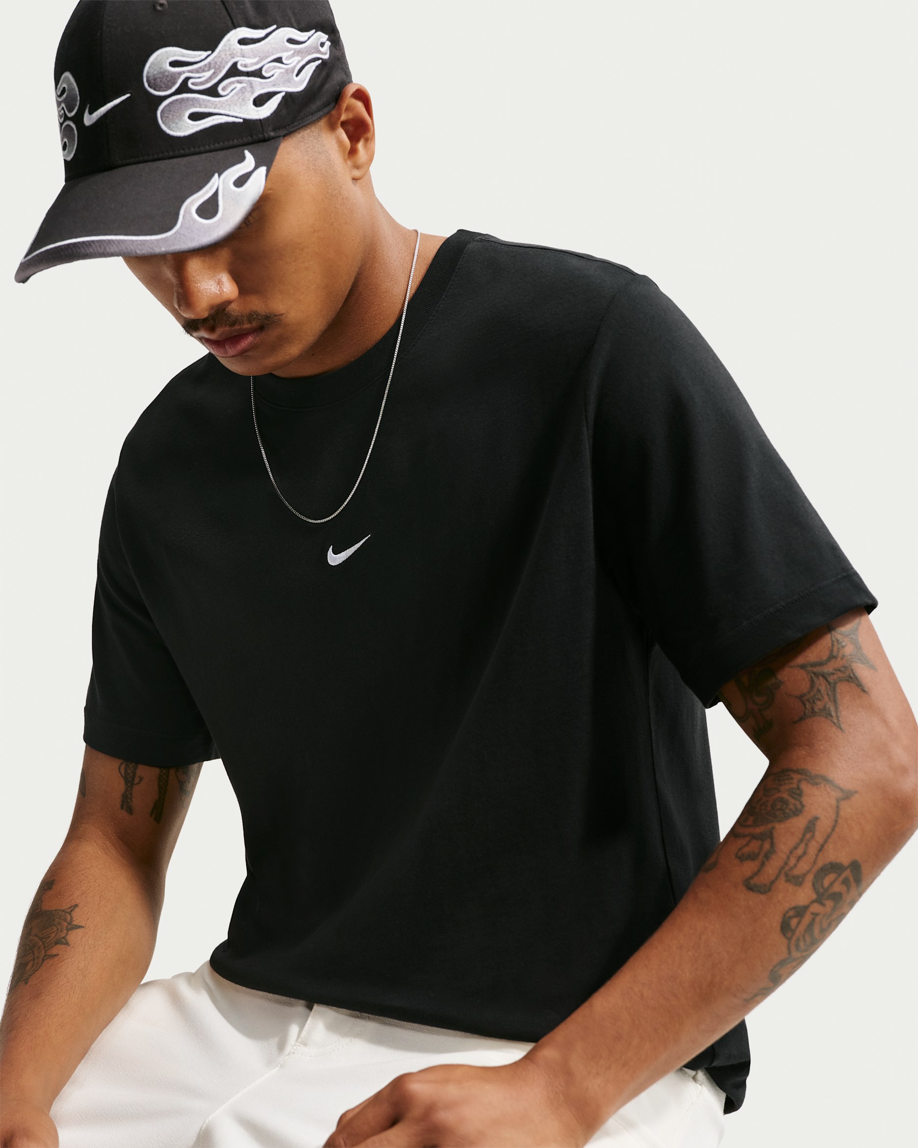 Nike Sportswear Men's T-Shirt - Black/White