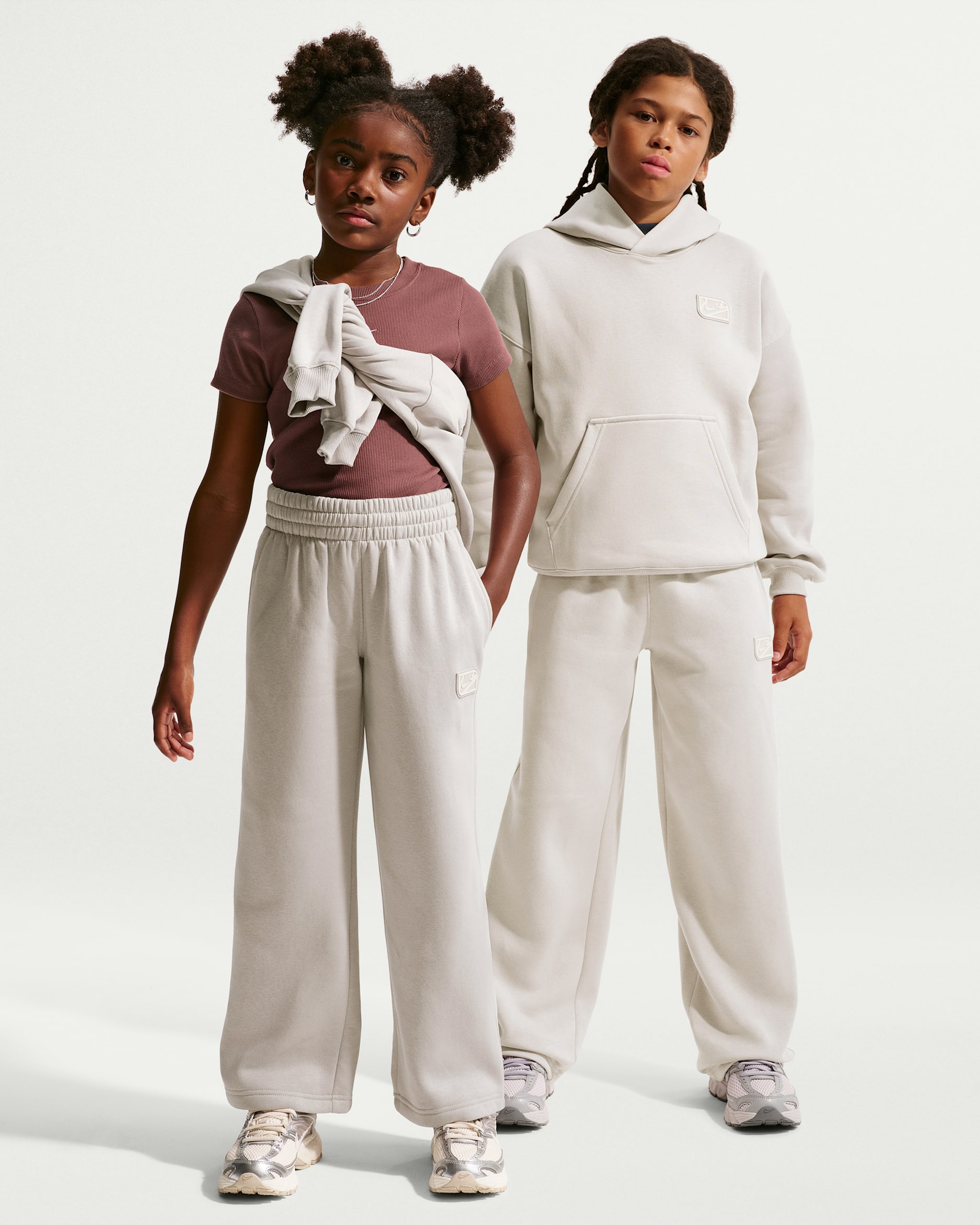 Nike Sportswear Club Fleece Big Kids' Fleece Open-Hem Pants - Moon Particle/Light Orewood Brown