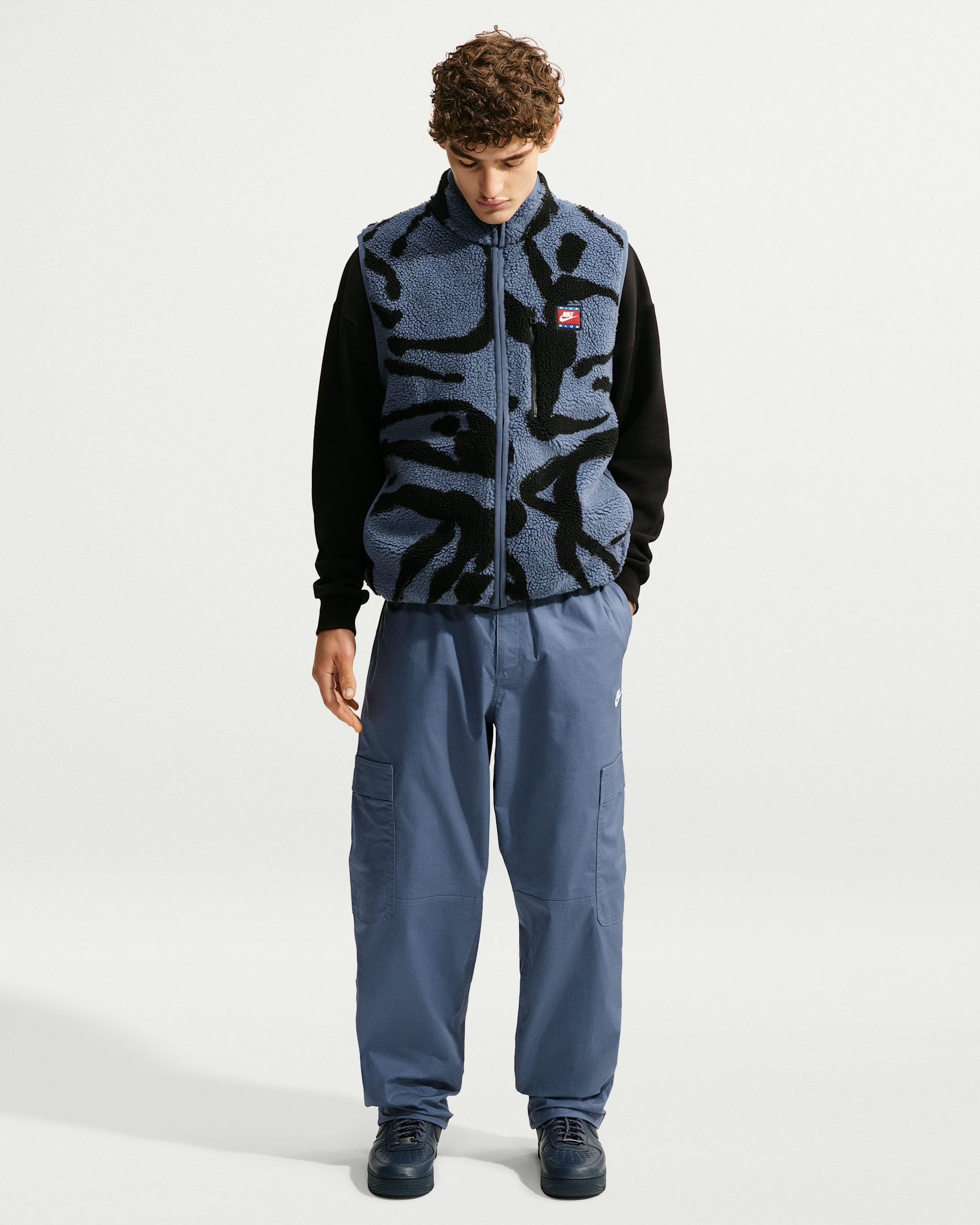 Nike Sportswear Club Men's Woven Cargo Pants - Diffused Blue/White