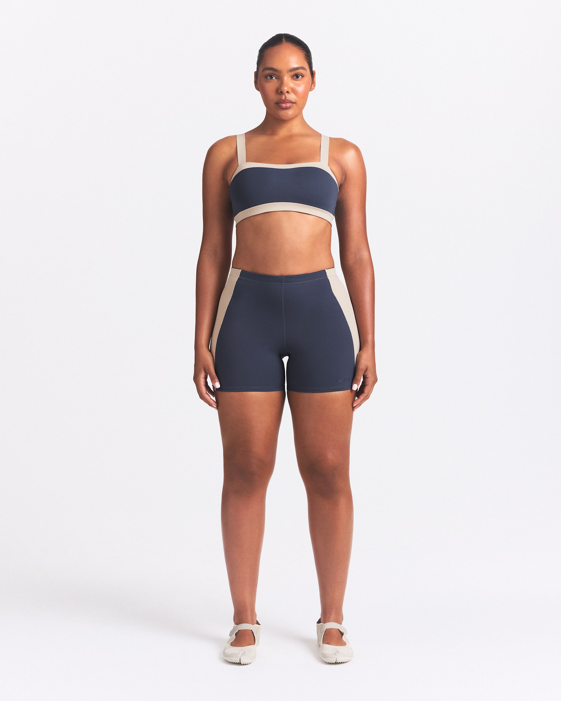 NikeSKIMS Matte Shine Mix Women's 5" Shorts - NSKM DEEP ROYAL/NSKM STONE