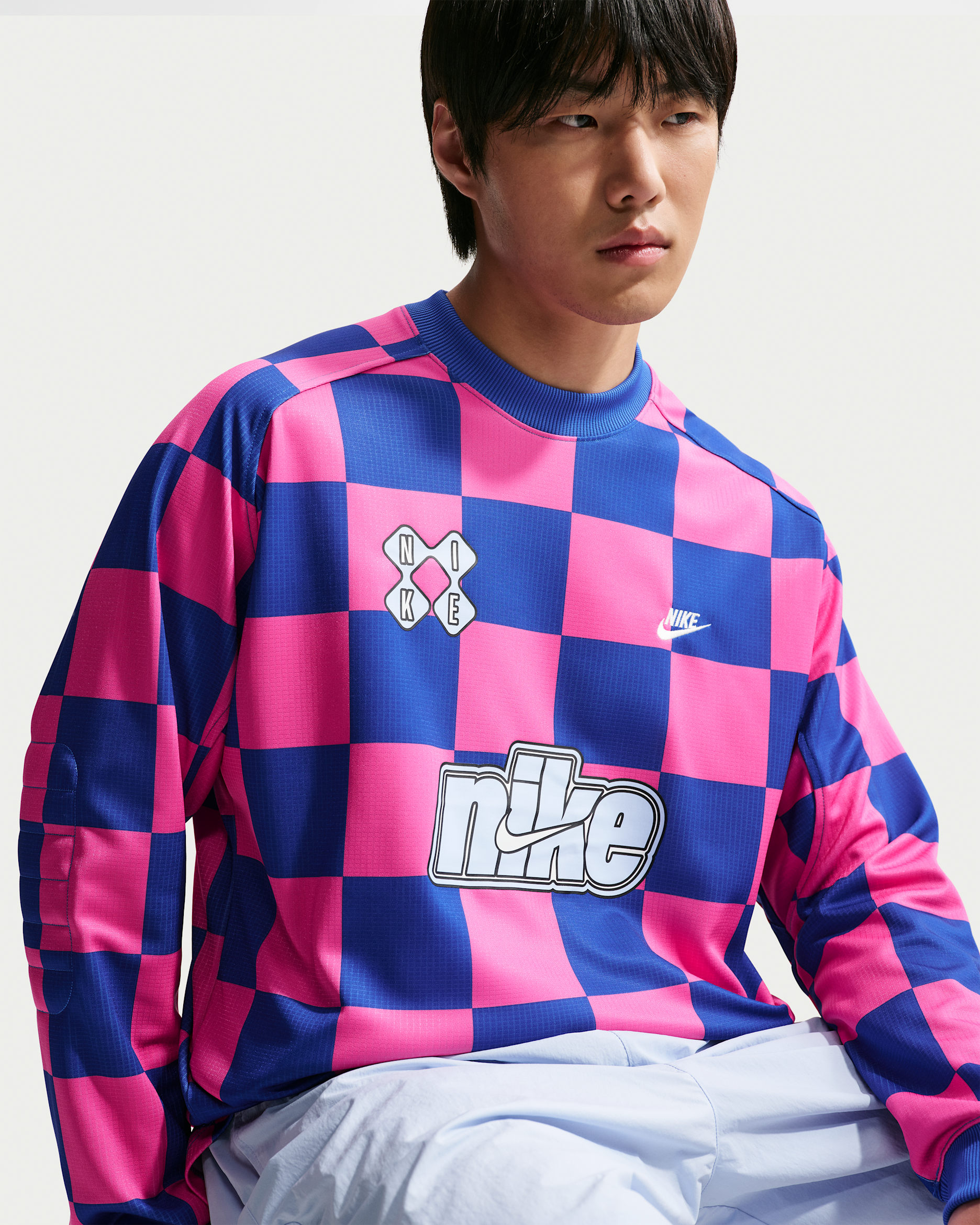 나이키 스포츠웨어 클럽 남성 골키퍼 탑 - 게임 로얄/핑크시클/하이드로젠 블루