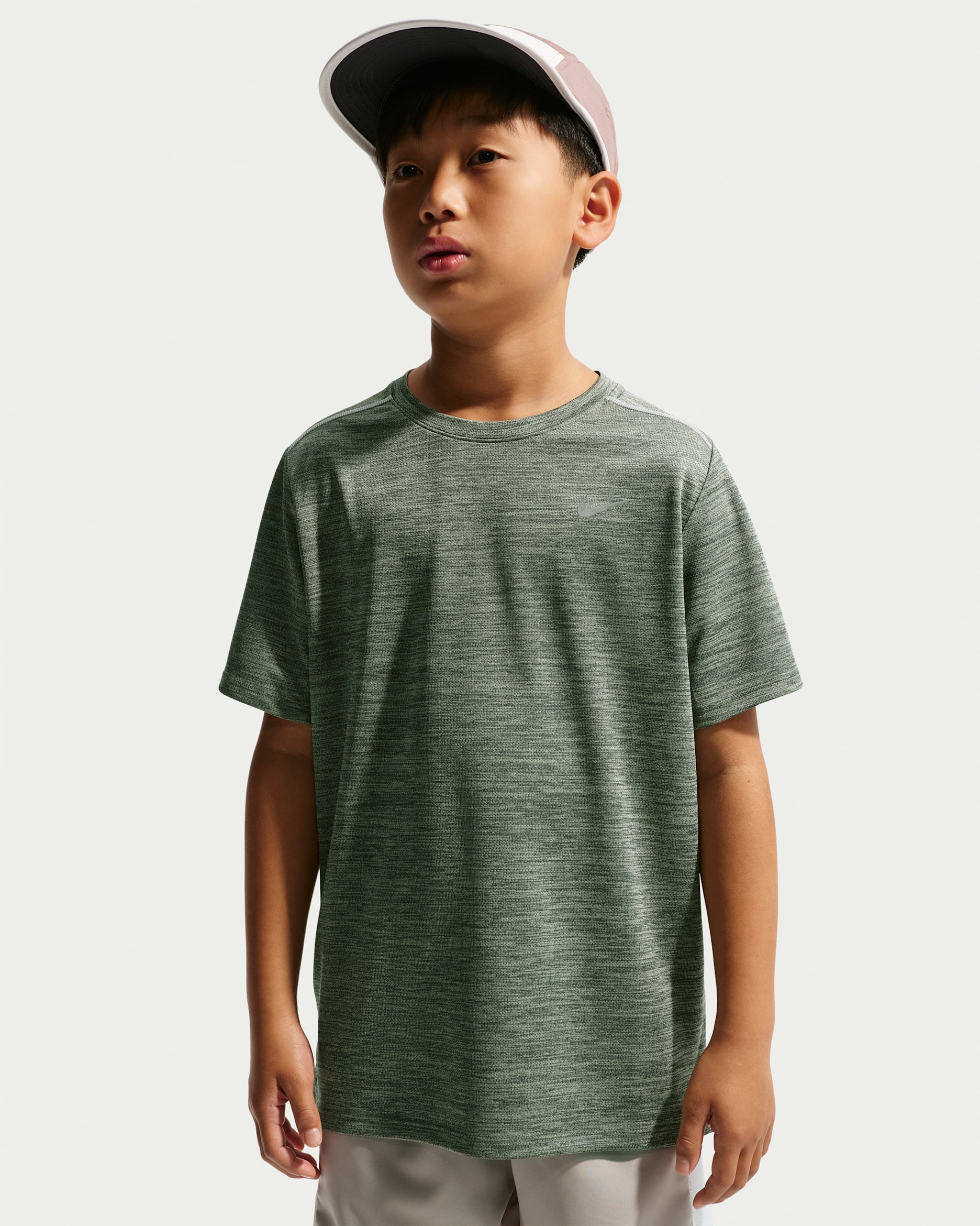 Playera de manga corta Nike Miler Dri-FIT para niños talla grande - Verde camuflaje/Aura oliva/Jaspeado