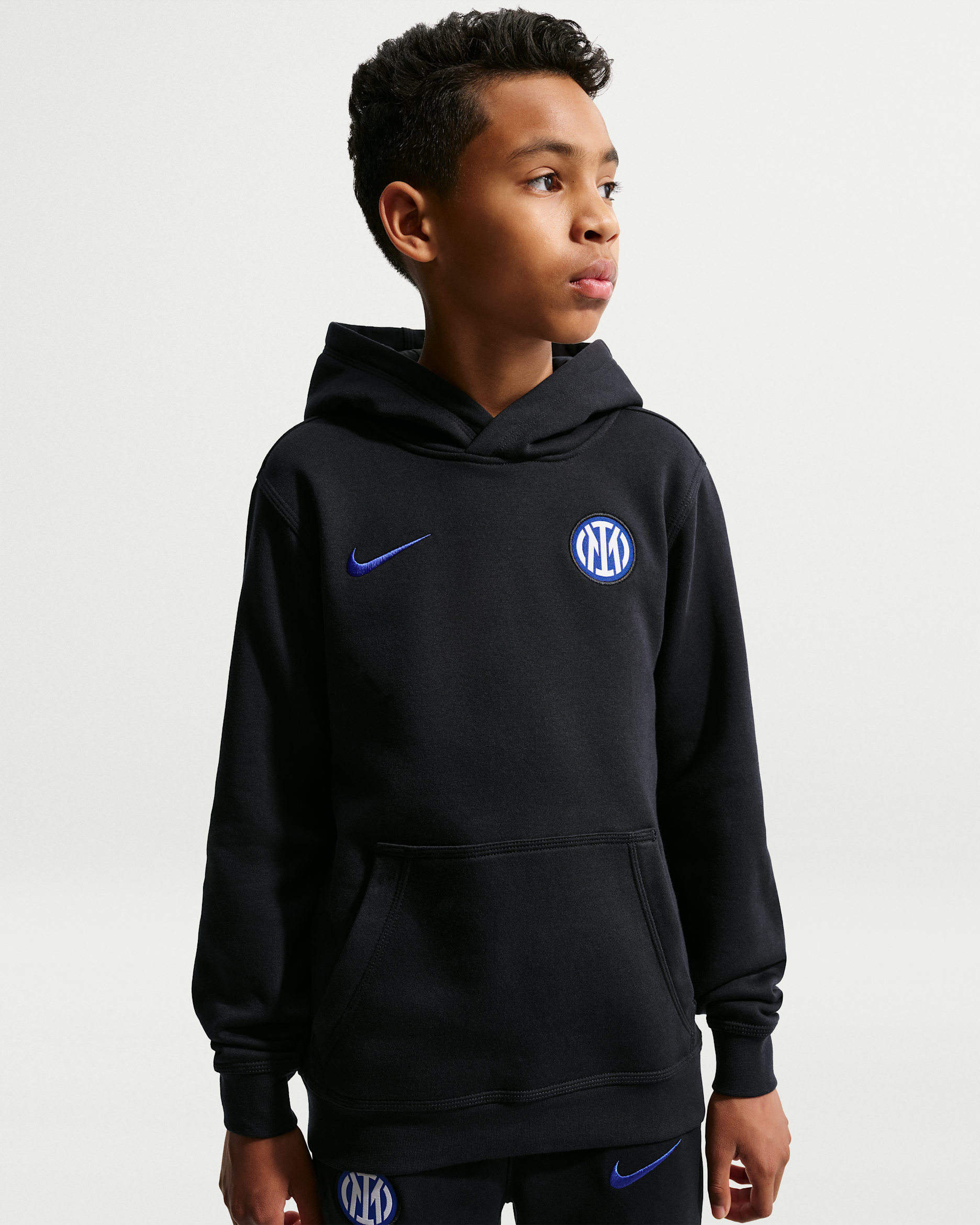 Inter Milan Club Older Kids' (Boys') Nike Football Pullover Hoodie - Black/Lyon Blue